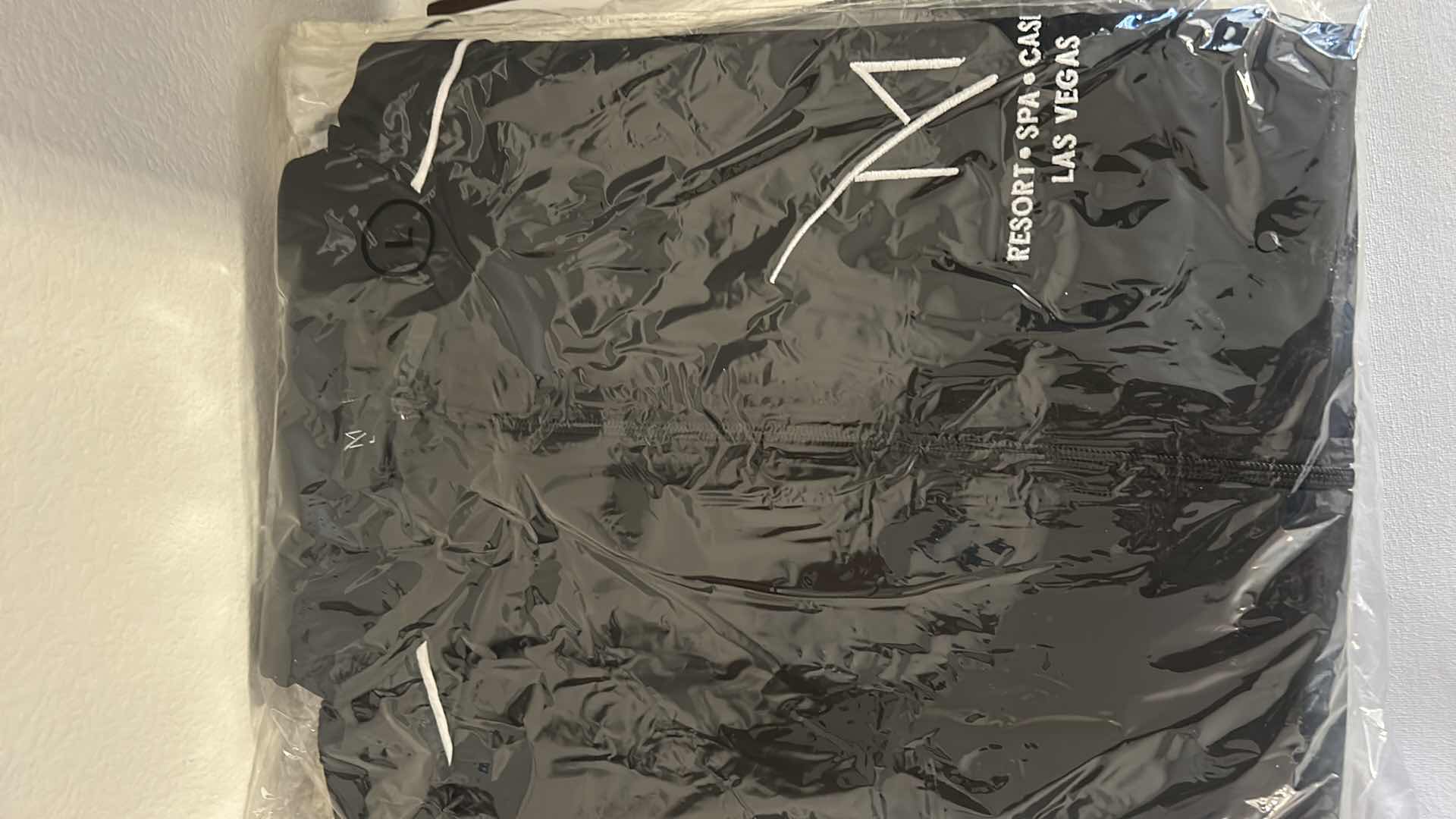 Photo 1 of 5 NEW MENS ATHLETIC WEAR FROM THE M CASINO SIZE L