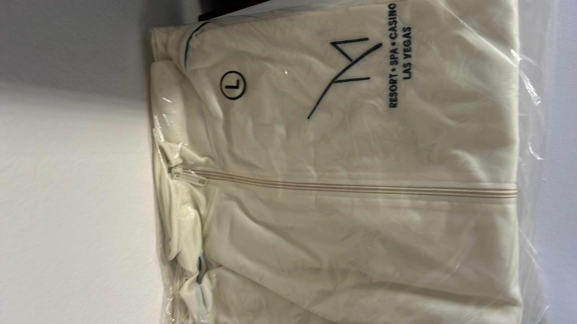 Photo 1 of 5 NEW MENS ATHLETIC WEAR FROM THE M CASINO SIZE L