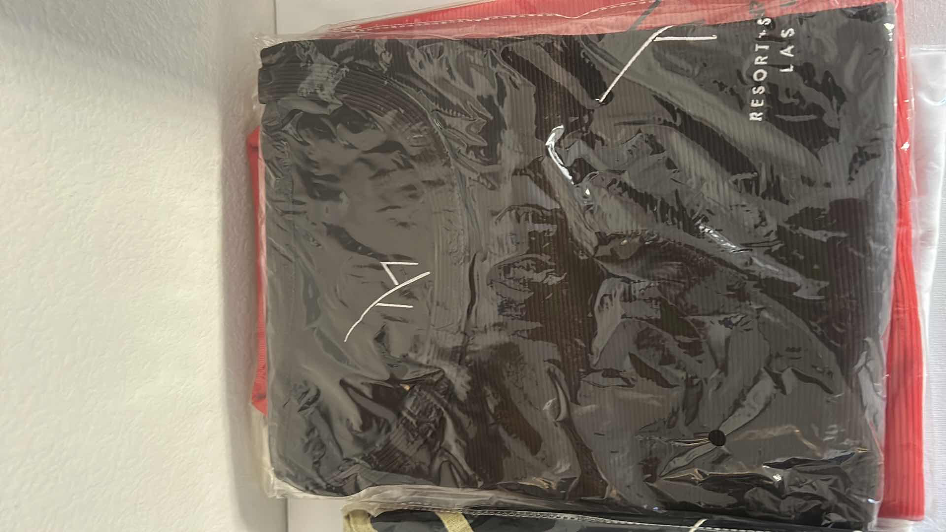 Photo 1 of 5 NEW MENS ATHLETIC WEAR FROM THE M CASINO SIZE L