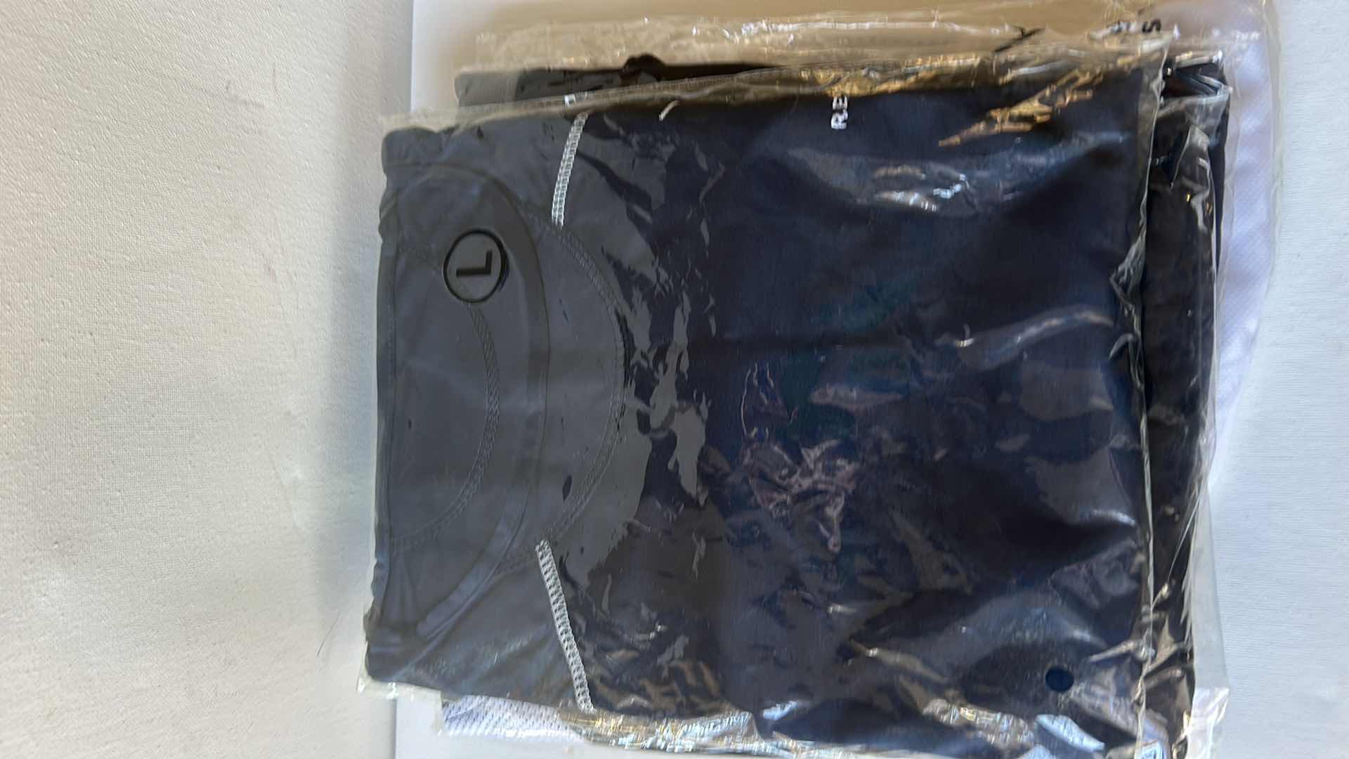 Photo 1 of 5 NEW MENS ATHLETIC WEAR FROM THE M CASINO SIZE L