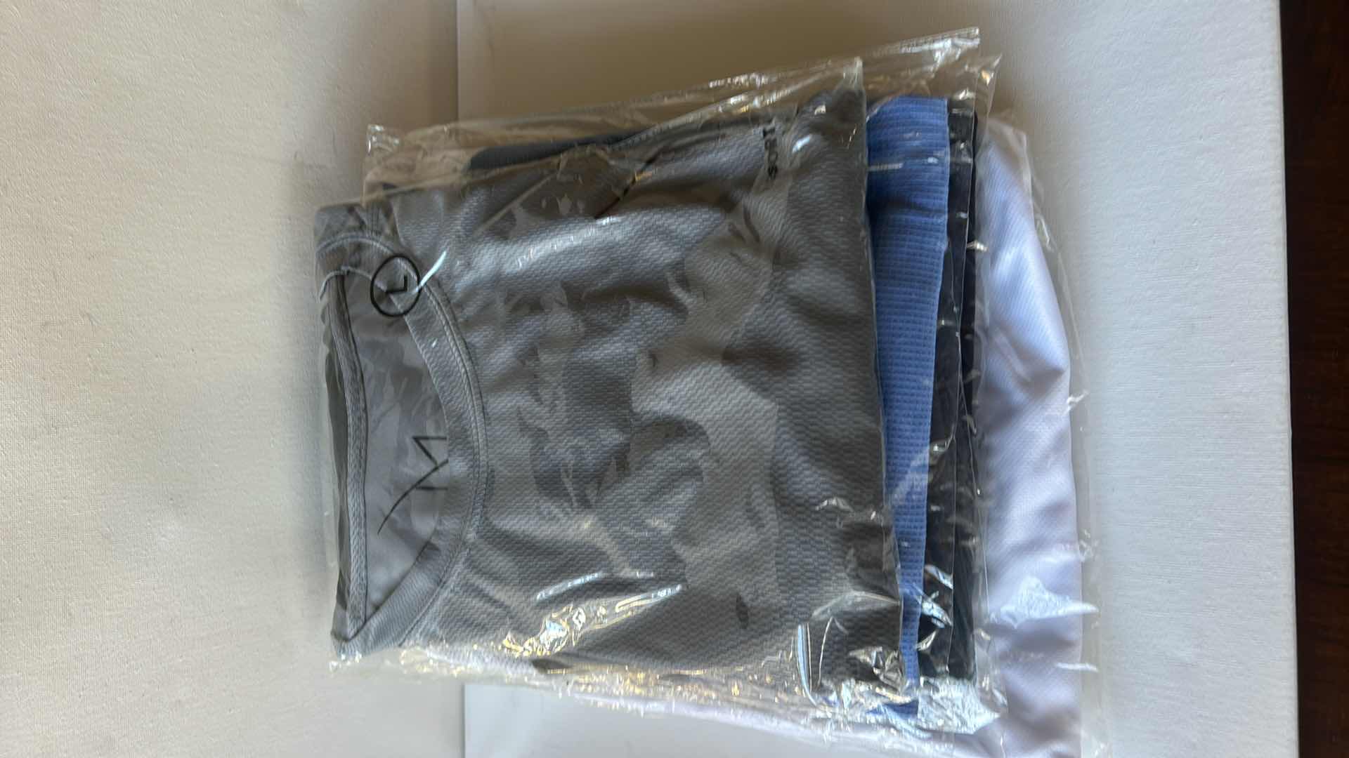 Photo 1 of 5 NEW MENS ATHLETIC WEAR FROM THE M CASINO SIZE L