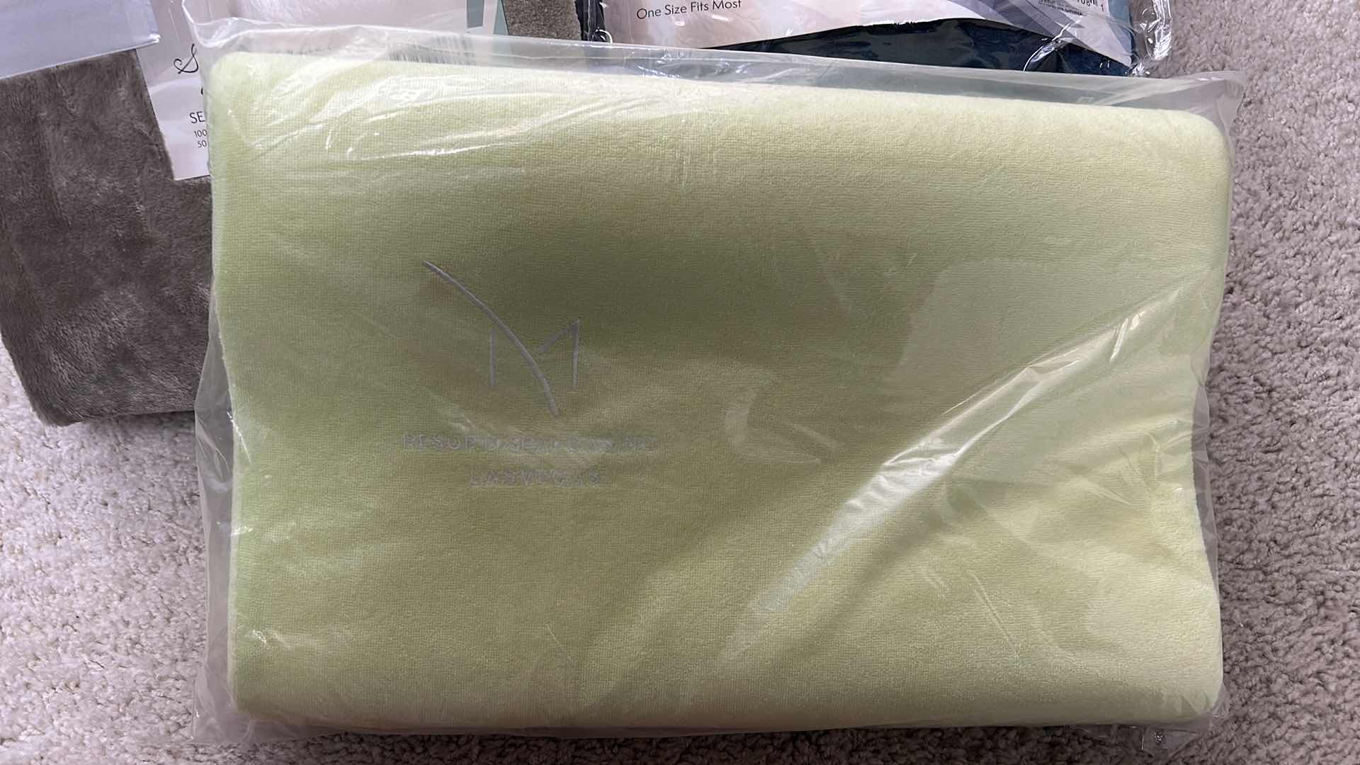 Photo 1 of 5 NEW- 2 FLEECE BATHROBES, THROW, BLANKET AND PILLOW