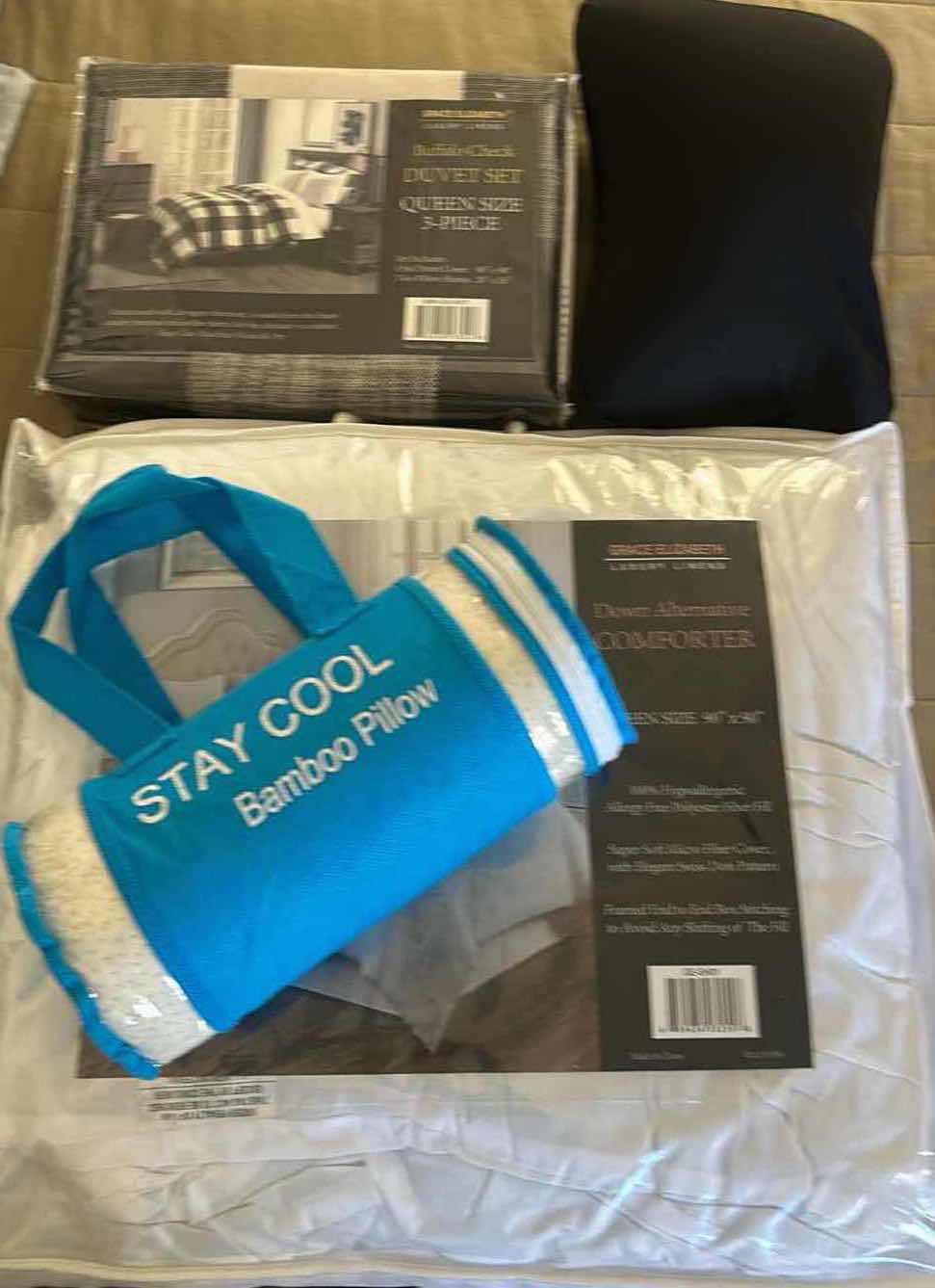 Photo 1 of 4 NEW- QUEEN COMFORTER, 2 PILLOWS & QUEEN DUVET SET