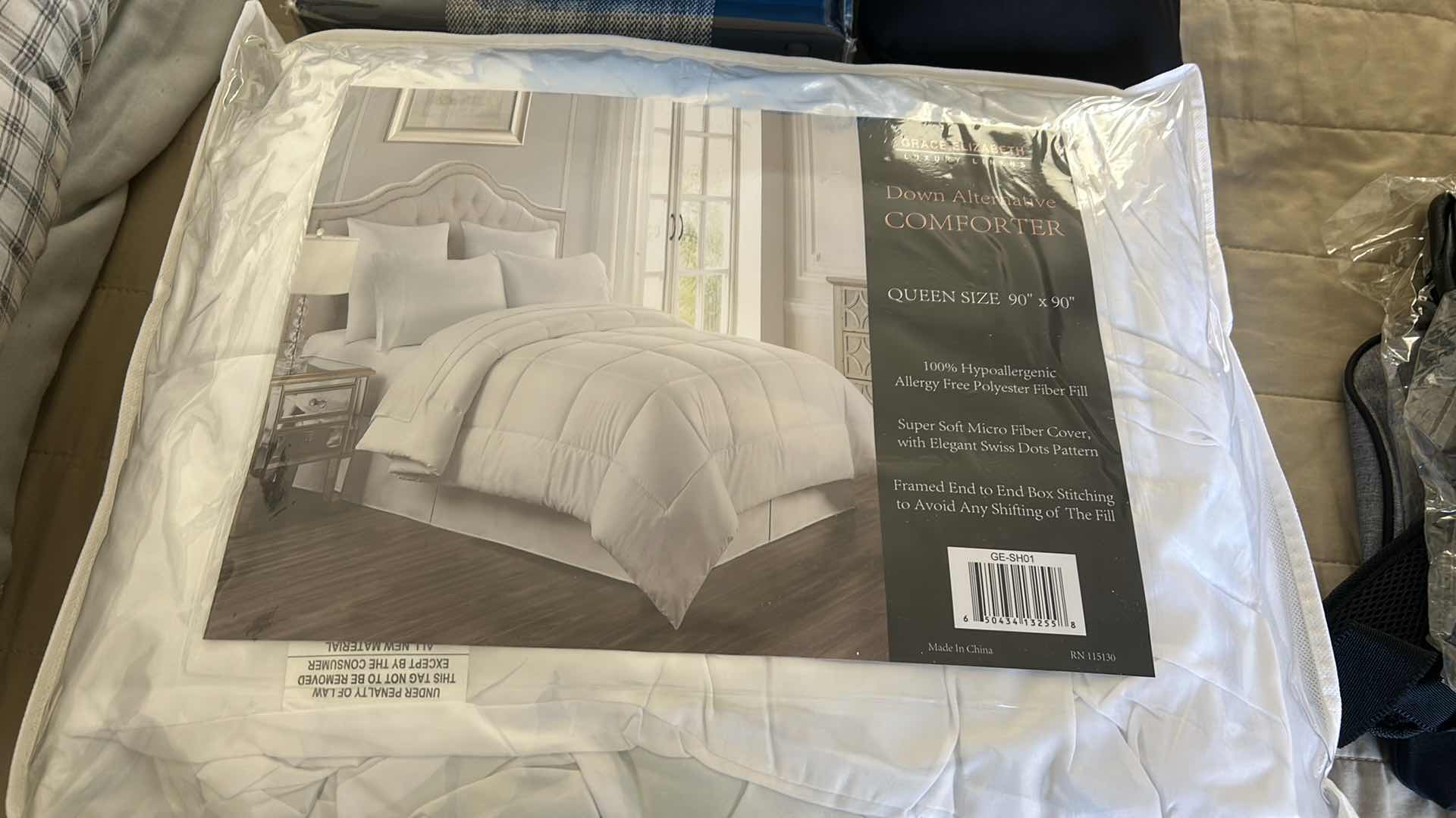 Photo 1 of 4 NEW- QUEEN COMFORTER, 2 PILLOWS & QUEEN DUVET SET