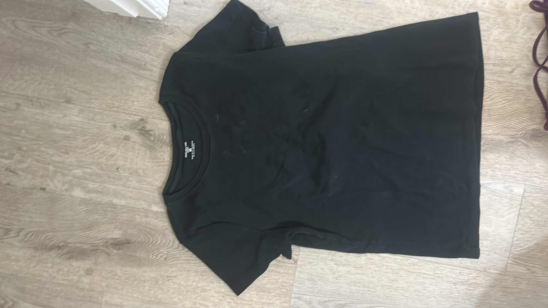 Photo 1 of 8 WOMENSWEAR- ATHLETIC AND CASUAL WEAR - MEDIUMS