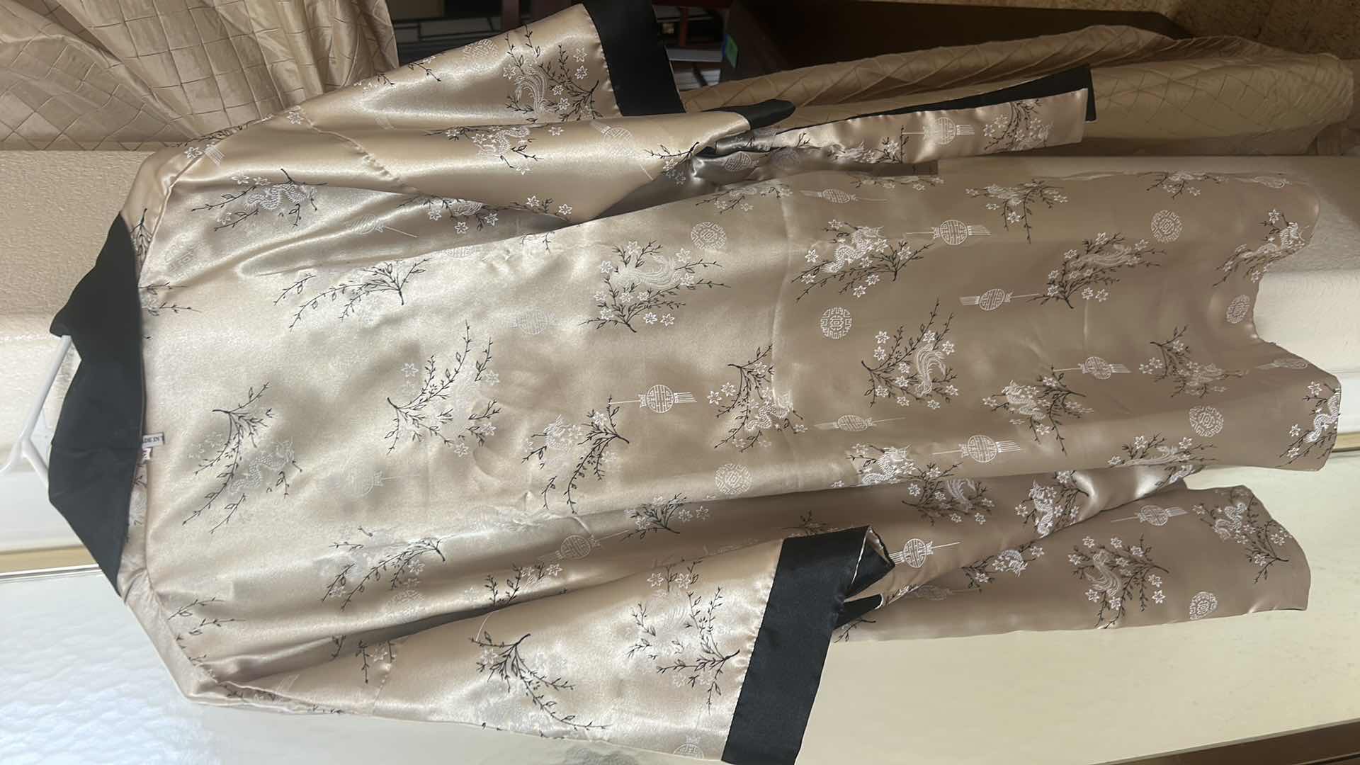 Photo 1 of 3 PC WOMENS CLOTHING XL