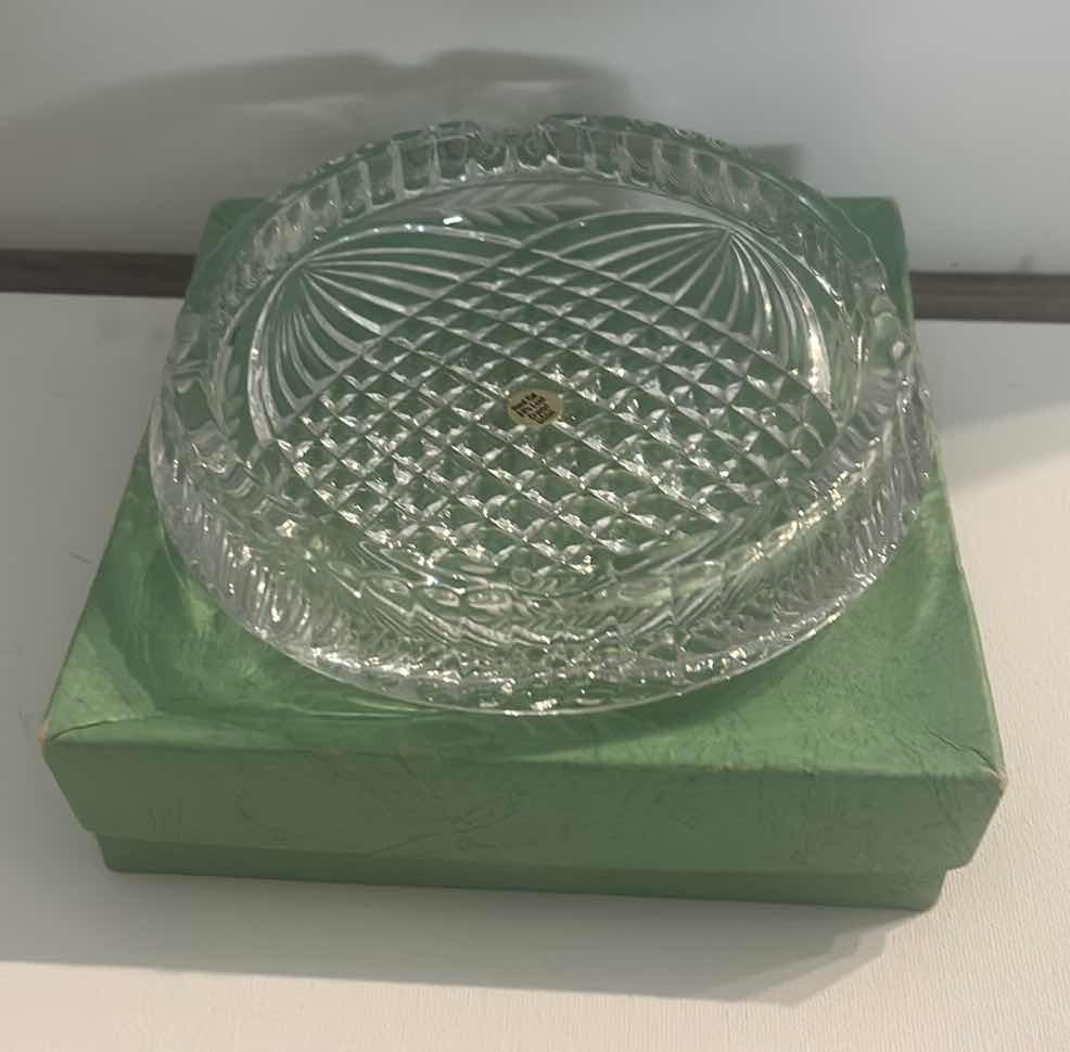 Photo 1 of HAND CUT LEAD CRYSTAL 6.5”