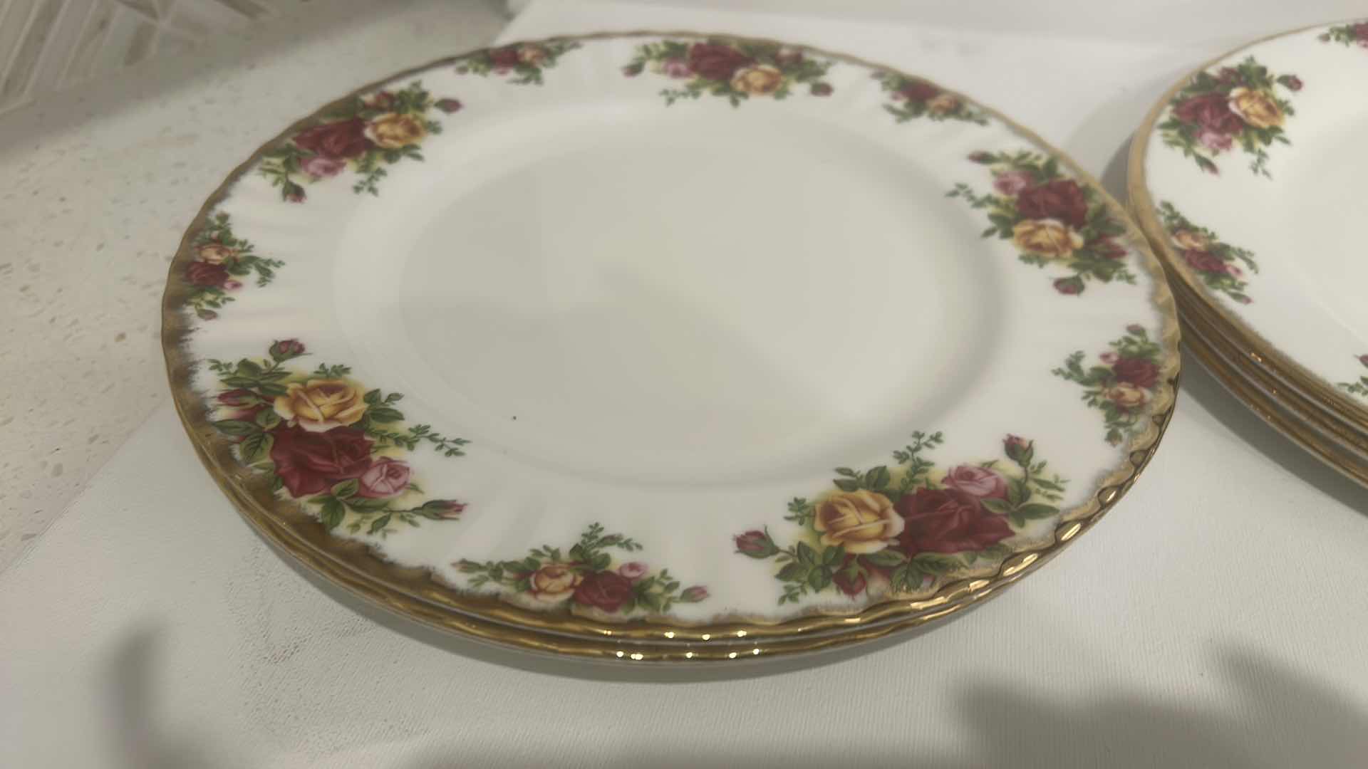 Photo 3 of 6 PIECE BONE CHINA - OLD COUNTRY ROSES ROYAL ALBERT (3 EACH DINNER PLATES, ONE SET SLIGHTLY LARGER WITH SCALLOPED GOLD RIM)