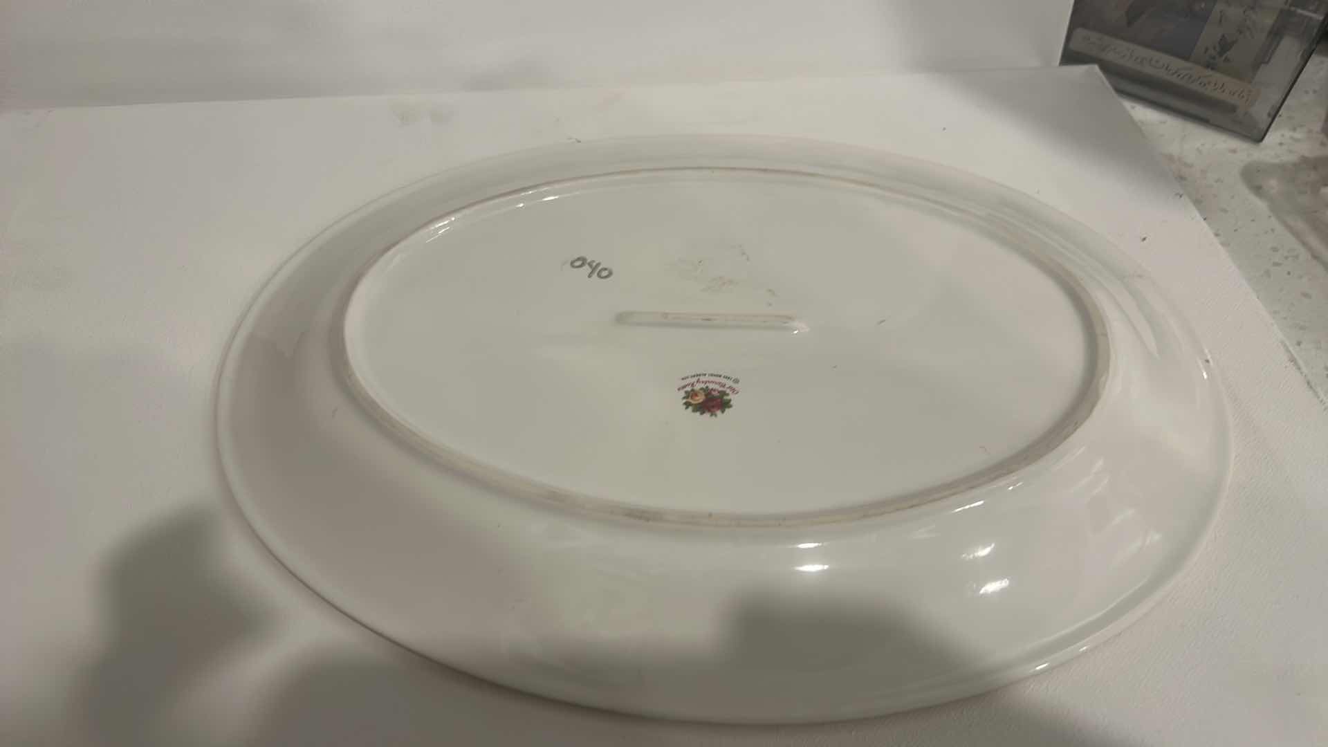 Photo 5 of 4 PIECE BONE CHINA - OLD COUNTRY ROSES ROYAL ALBERT