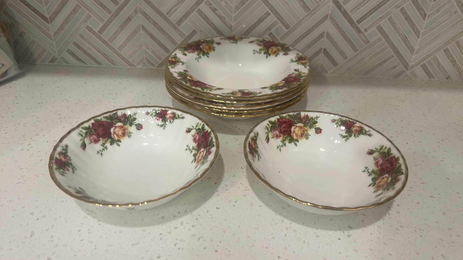 Photo 1 of 7 PIECE BONE CHINA - OLD COUNTRY ROSES ROYAL ALBERT