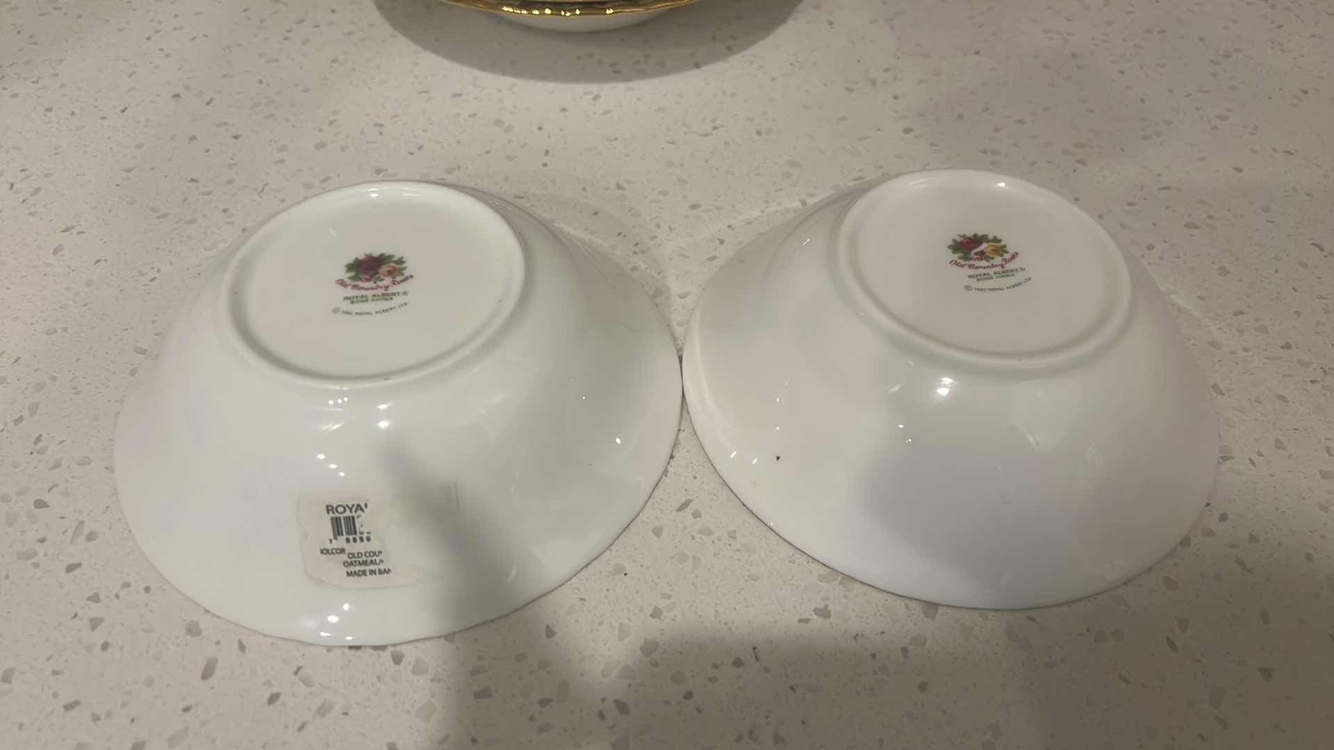 Photo 3 of 7 PIECE BONE CHINA - OLD COUNTRY ROSES ROYAL ALBERT