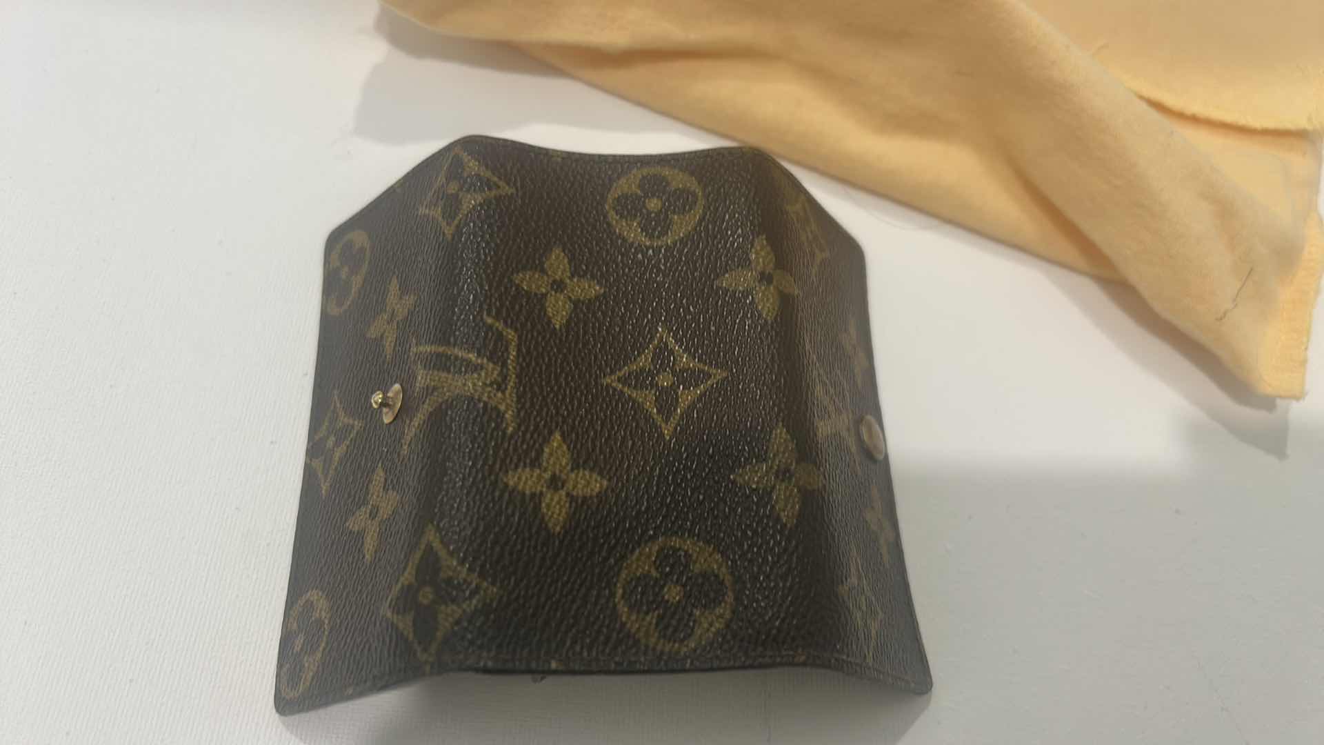 Photo 1 of LOUIS VUITTON KEY CASE