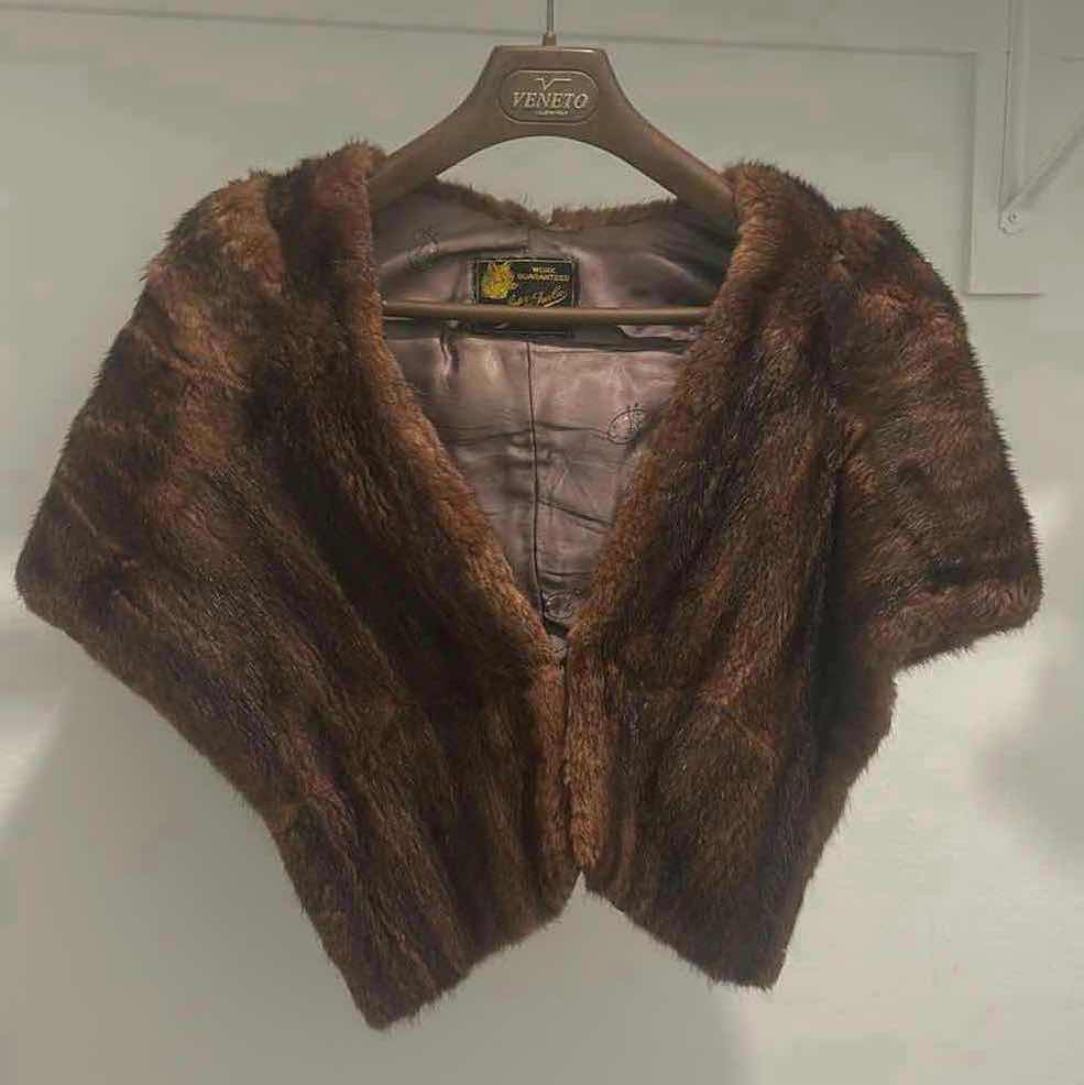 Photo 1 of VINTAGE MINK FUR STOLL