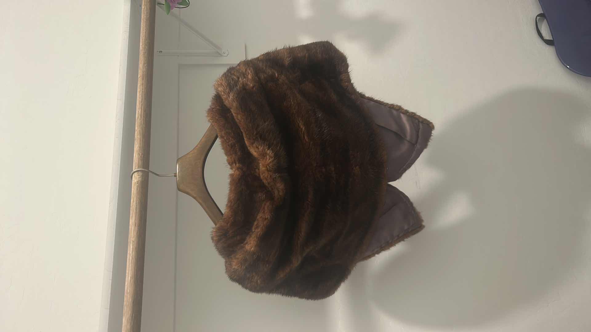 Photo 4 of VINTAGE MINK FUR STOLL