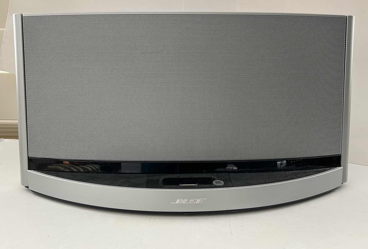 Photo 2 of BOSE SOUND DOCK 10 DIGITAL MUSIC SYSTEM
