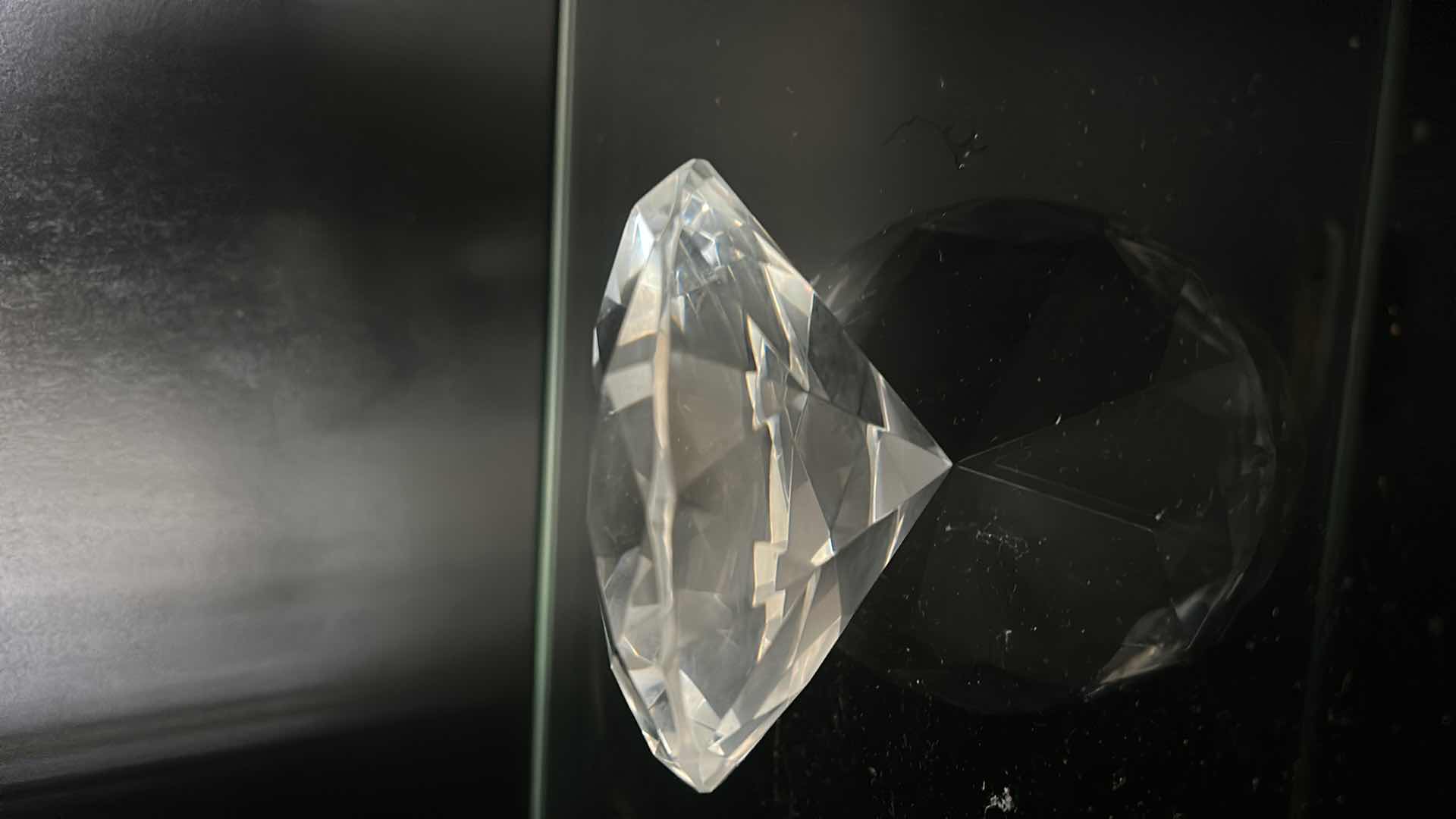 Photo 3 of 2 ART GLASS PIECES (SNAIL H2.5”)