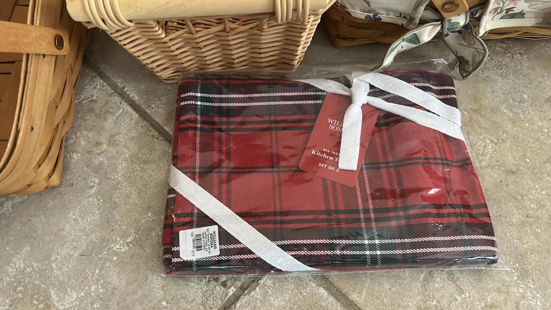 Photo 1 of 4 WOVEN BASKETS (2 LONGABERGER) AND  NEW WILLIAMS SONOMA KITCHEN TOWELS