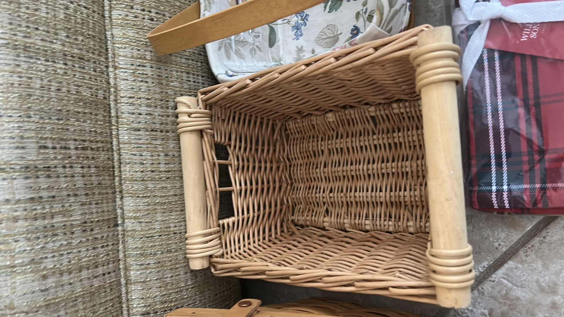 Photo 1 of 4 WOVEN BASKETS (2 LONGABERGER) AND  NEW WILLIAMS SONOMA KITCHEN TOWELS