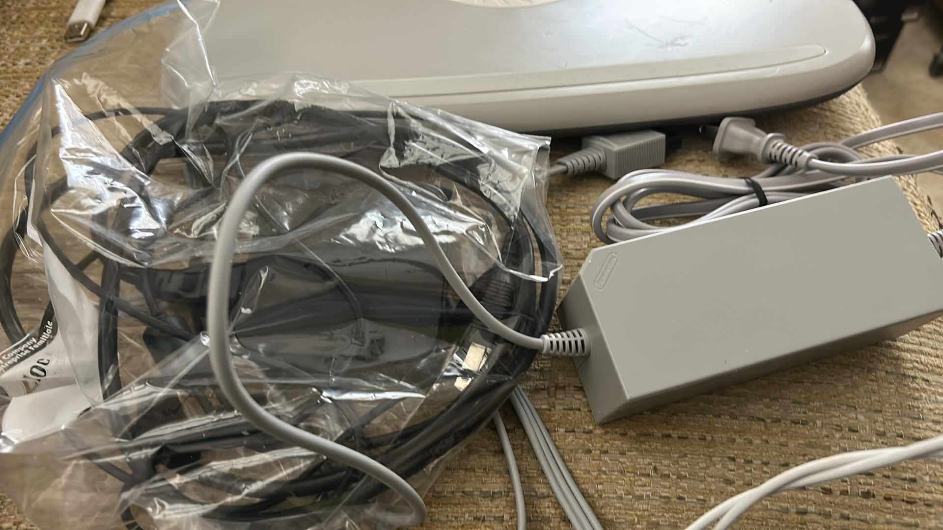 Photo 5 of ADUS LAPTOP COMPUTER/ BELKIN COOLING FAN/ ADAPTERS