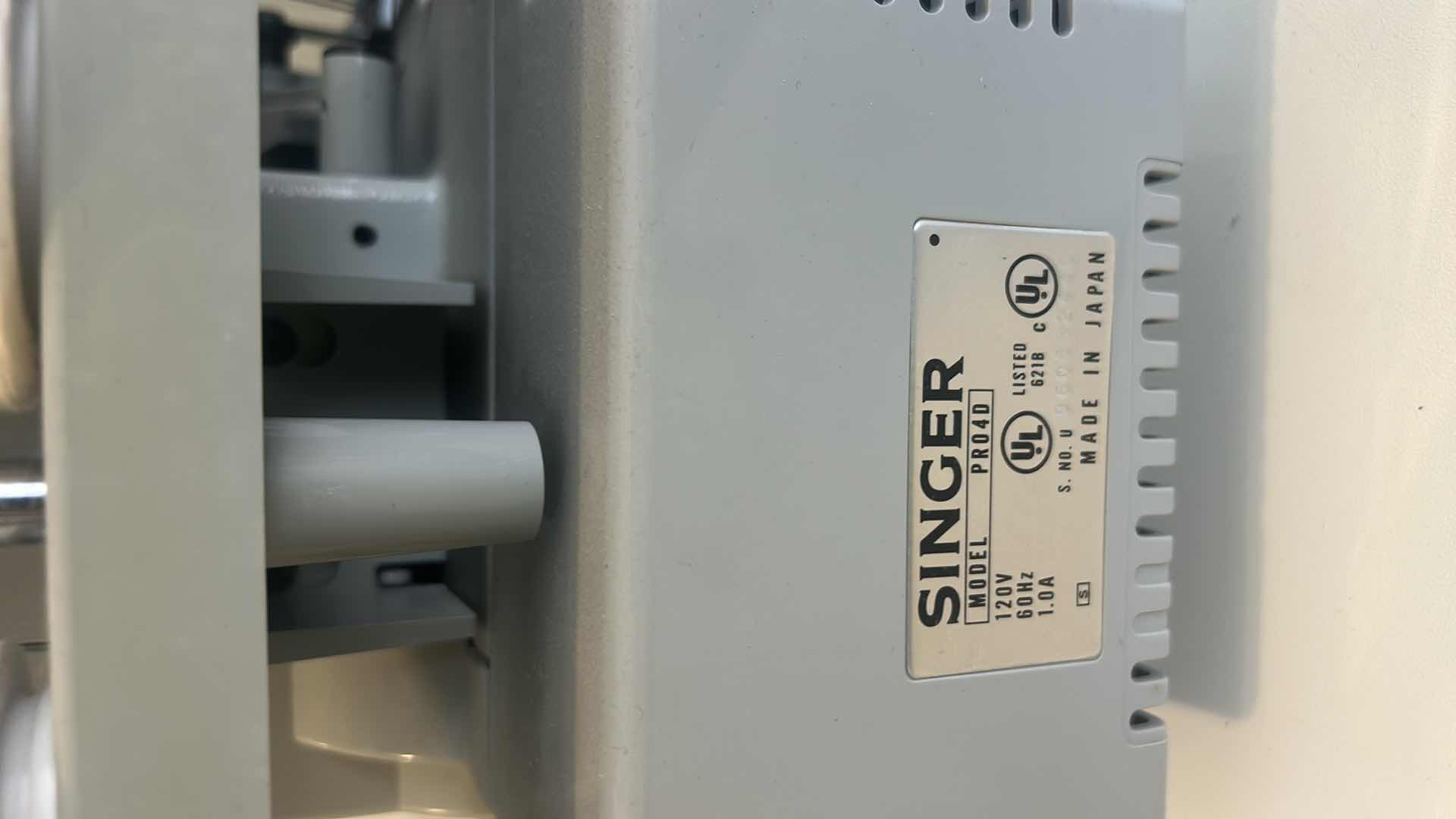 Photo 1 of SINGER PROFESSIONAL SERGER
