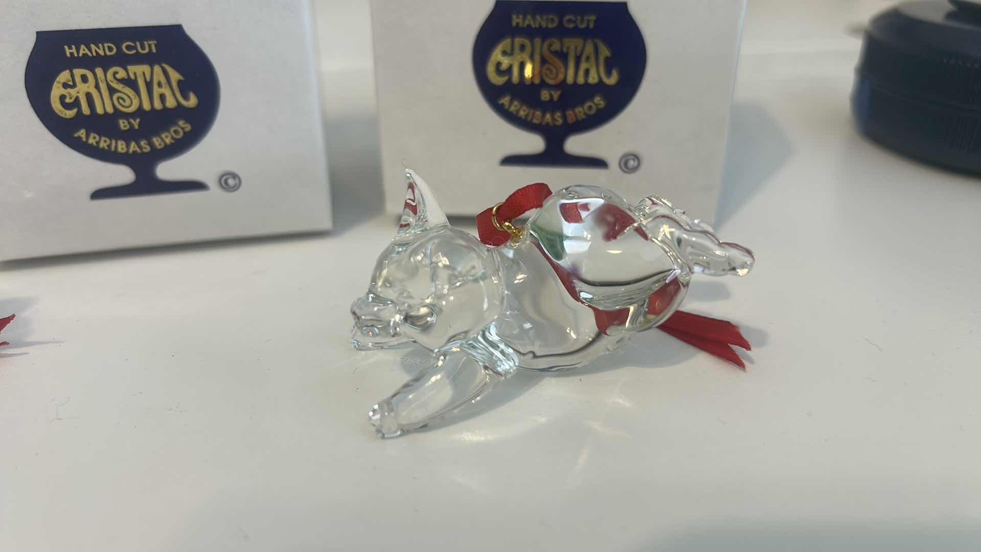 Photo 1 of 2 ARRIBAS BROS HAND CUT MINIATURE GLASS STATUES / BEAR AND PIG H1.5”