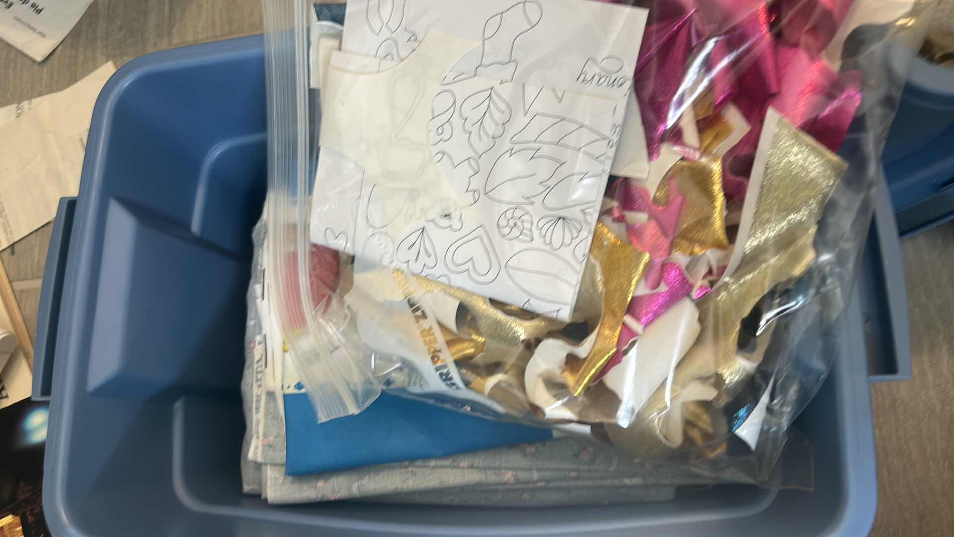 Photo 5 of 3 TOTES OF FABRIC AND LACE