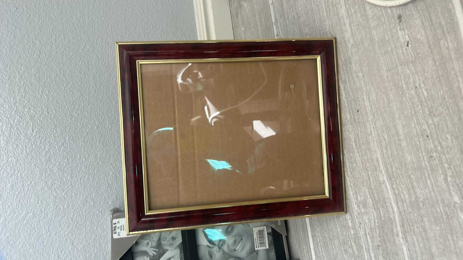 Photo 2 of 6 PICTURE FRAMES