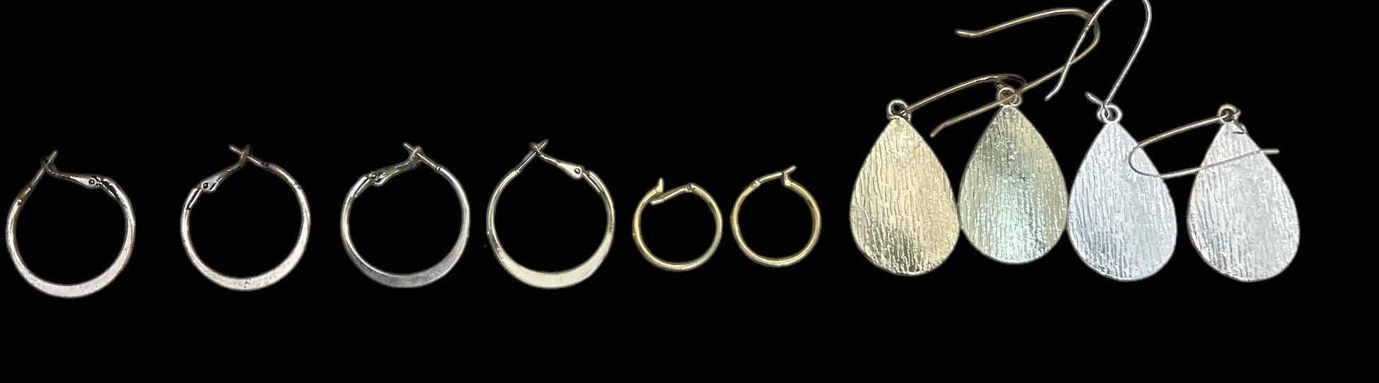 Photo 1 of 5 PAIRS WOMENS PIERCED EARRINGS