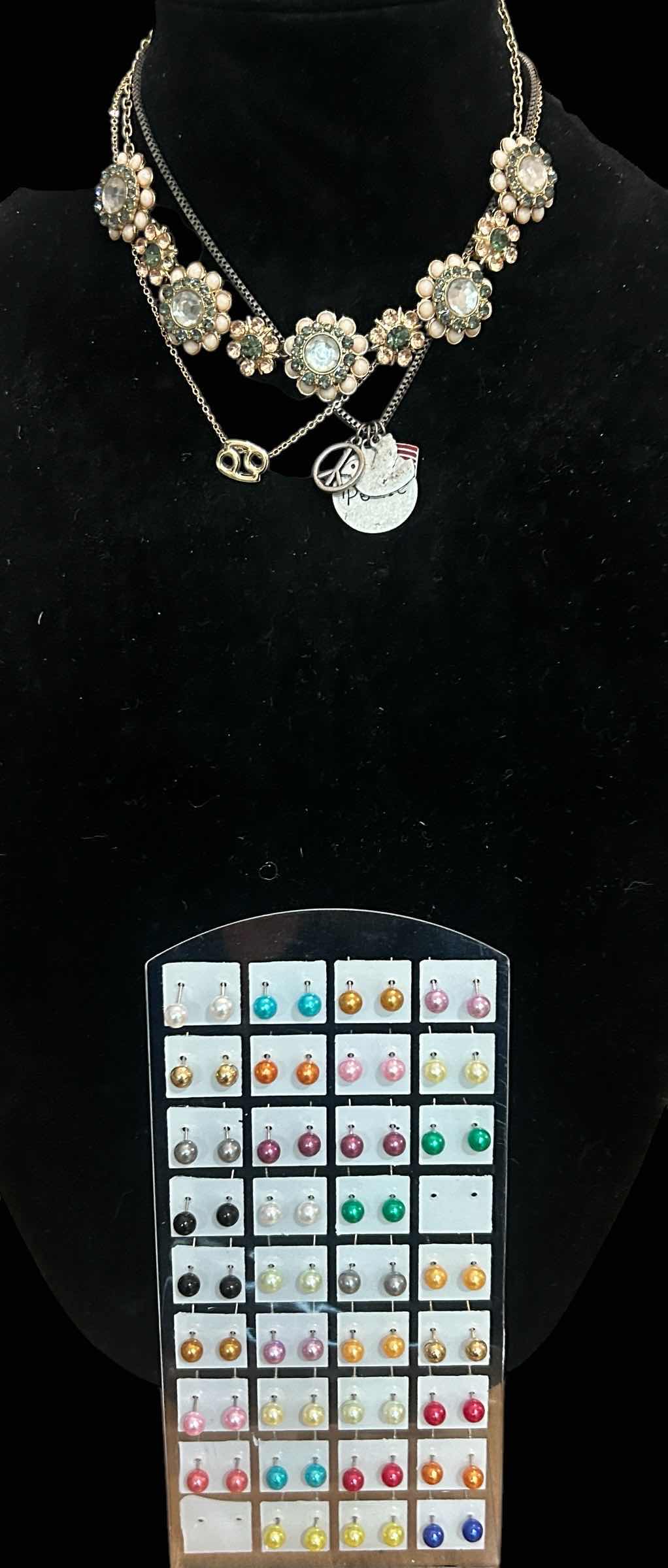Photo 1 of 3 NECKLACES AND SMALL PIERCED EARRINGS