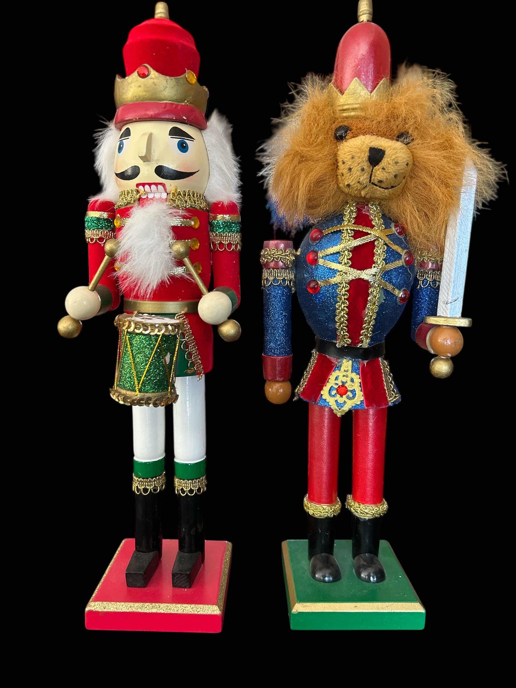 Photo 1 of 2- CHRISTMAS NUTCRACKERS H16"