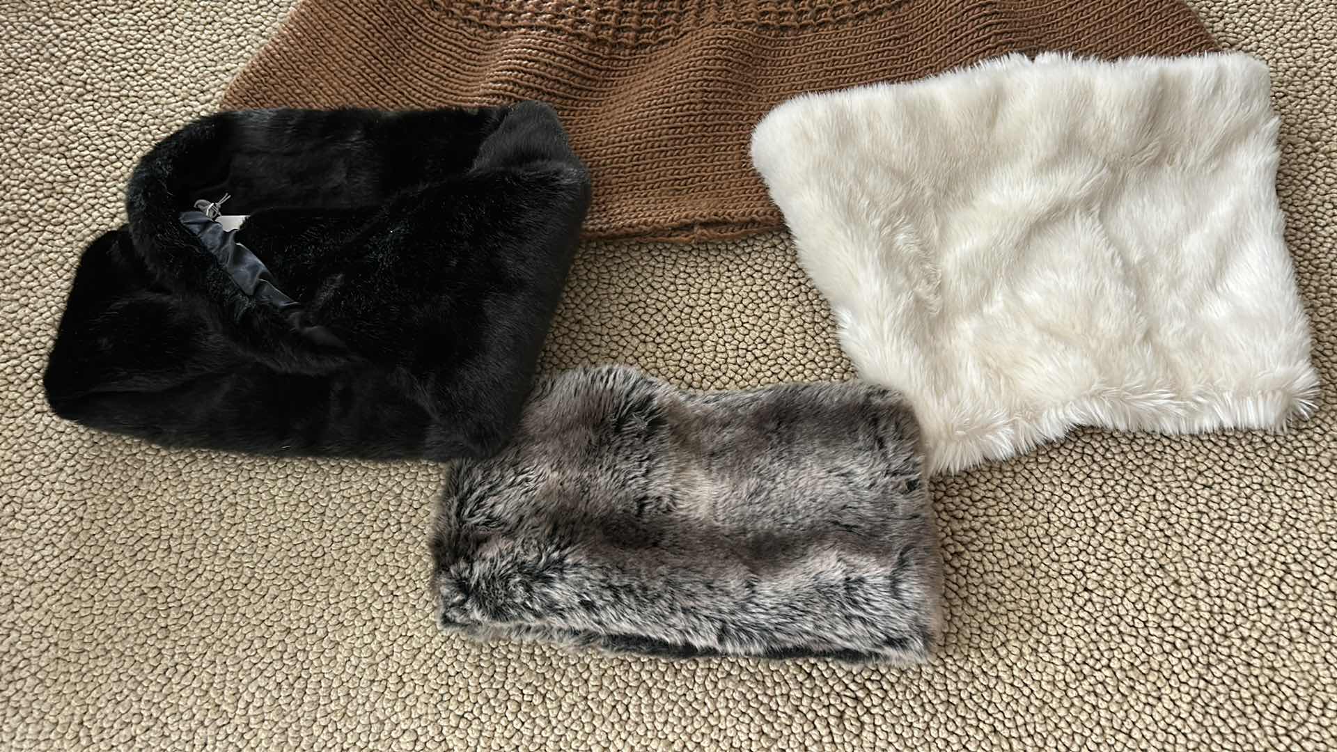 Photo 1 of 7-NECK & SHOULDER INFINITY WRAPS