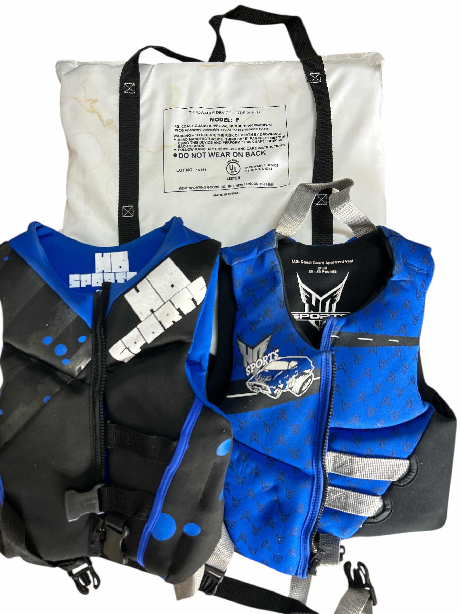 Photo 1 of 2 CHILDRENS LIFE VESTS & FLOTATION SEAT