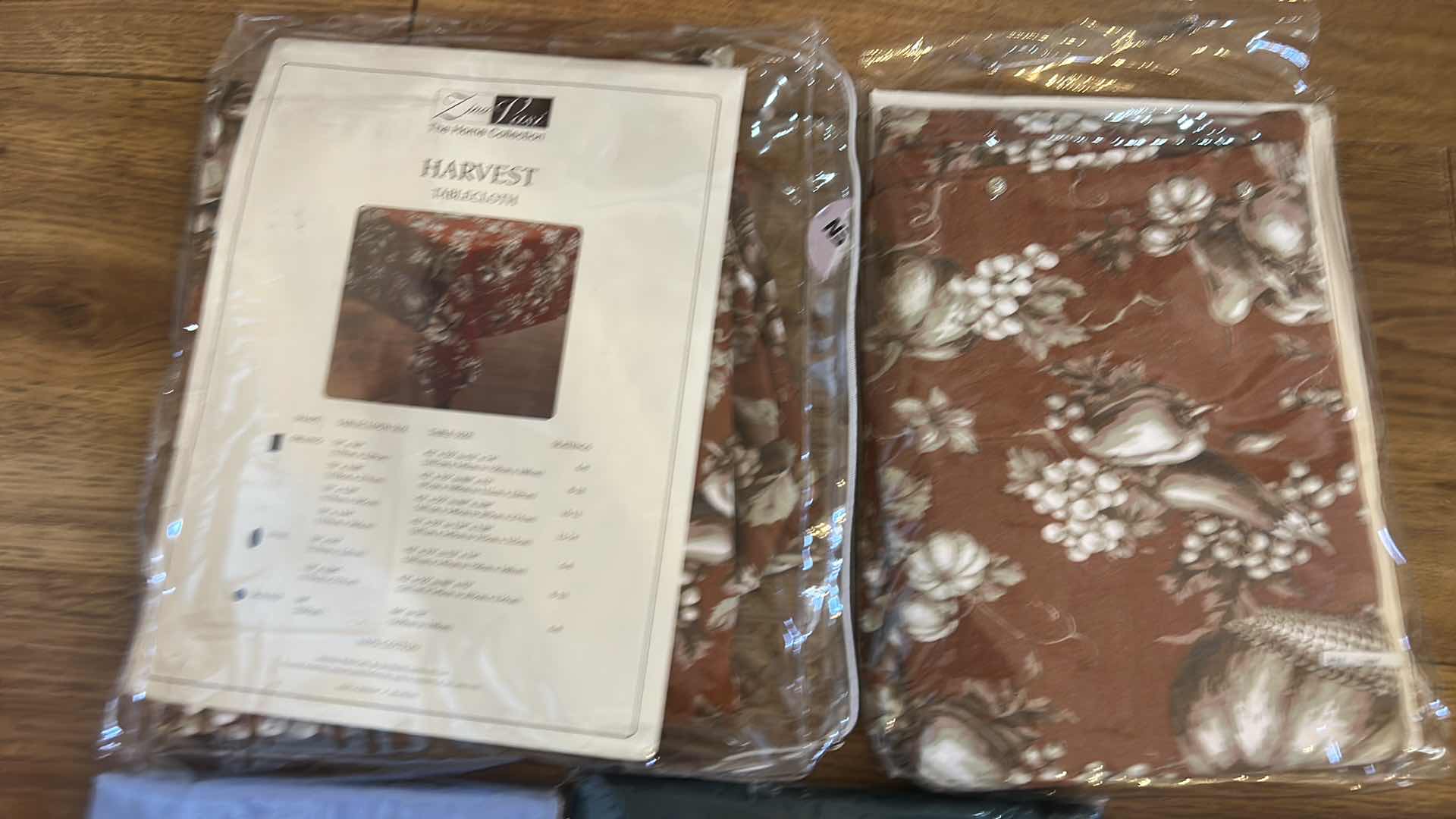 Photo 1 of 3 TABLECLOTHS AND 2 TABLE RUNNERS