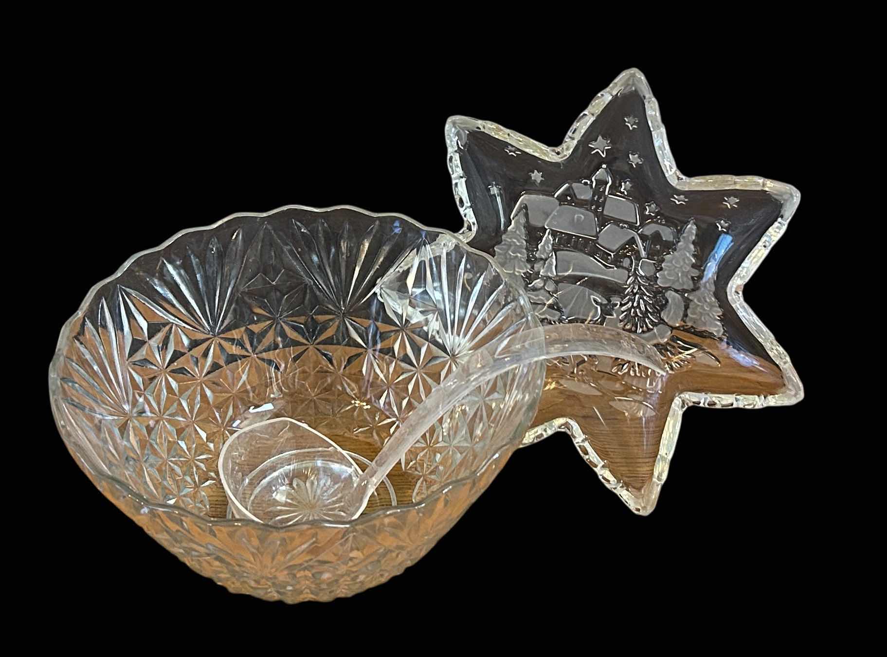 Photo 1 of PUNCH BOWL AND WINTER SCENE STAR SHAPED DISH