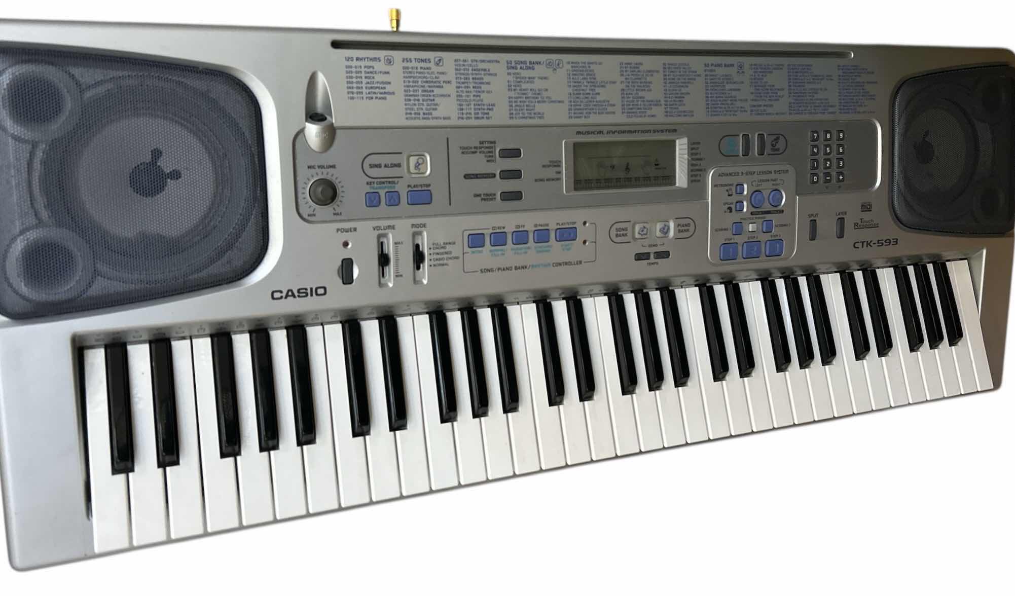 Photo 1 of CASIO KEYBOARD