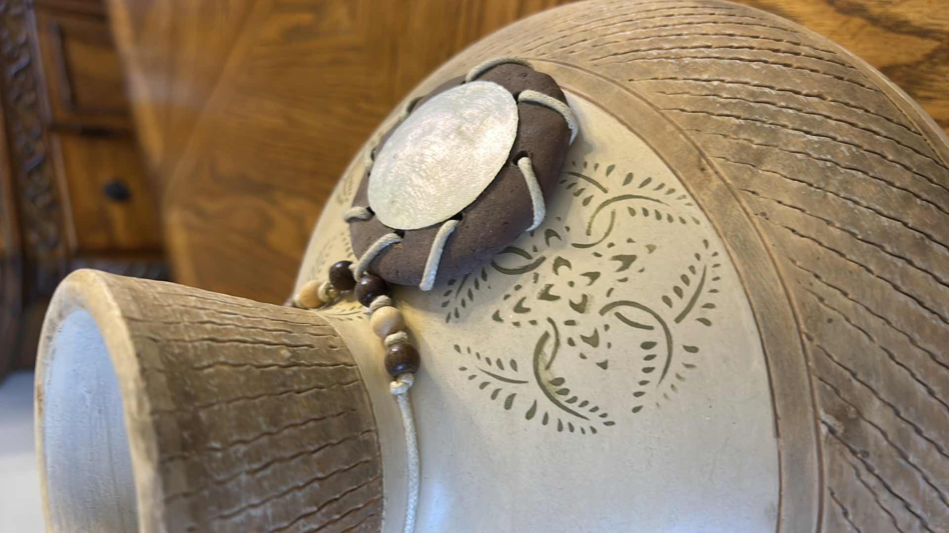 Photo 1 of 12” VASE