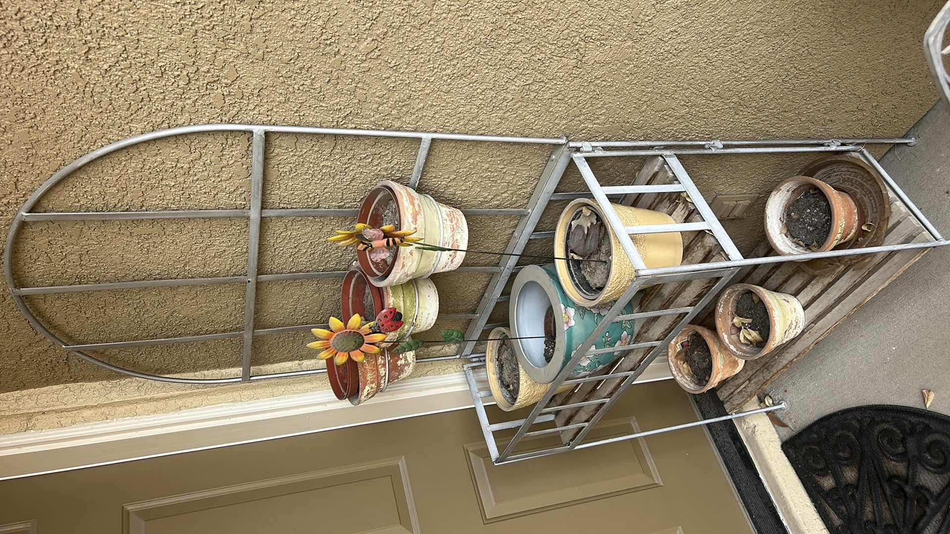 Photo 1 of 6’ METAL PLANT STAND WITH POTS 29.5” WIDE