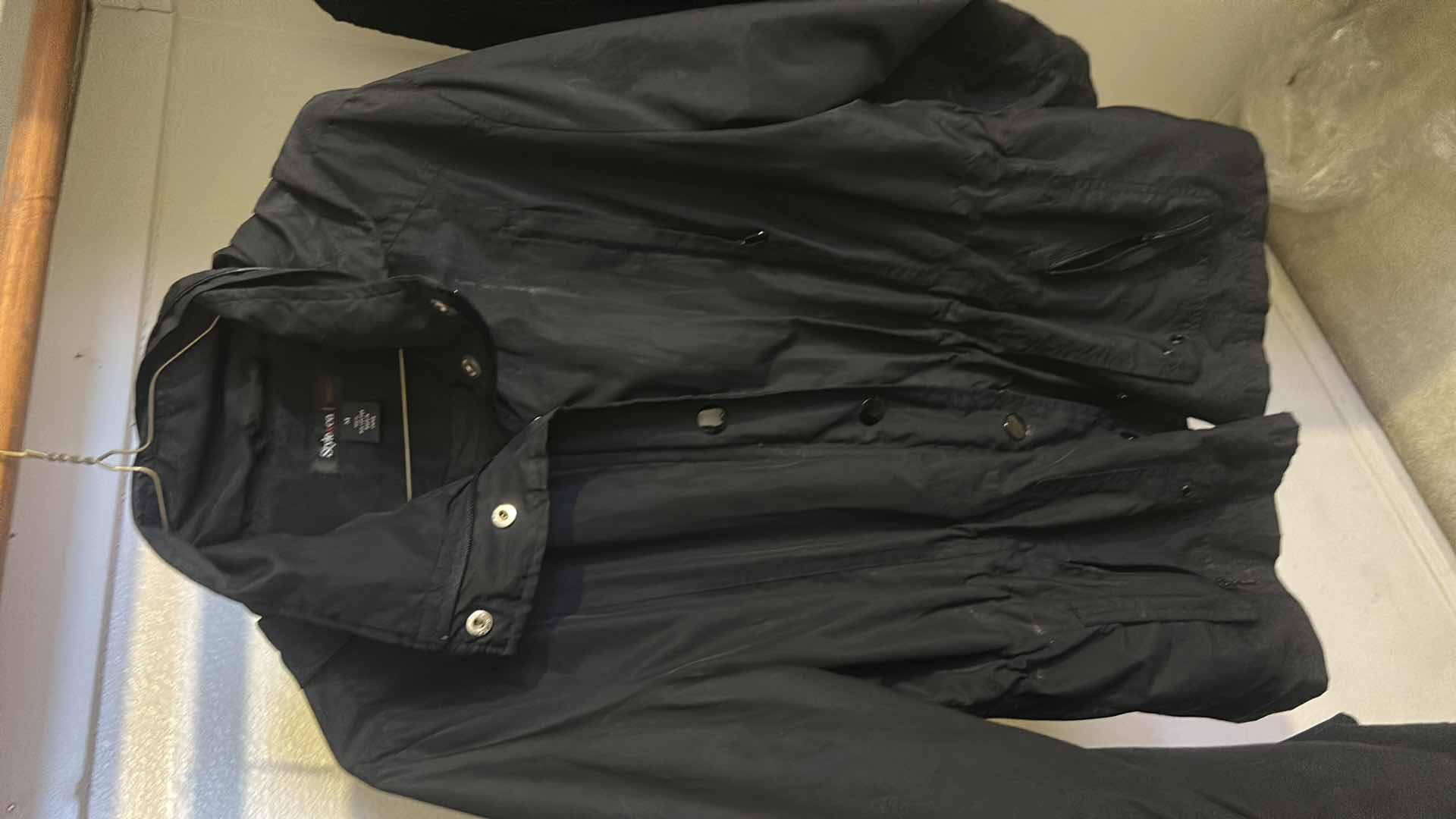 Photo 1 of 3 PC WOMENSWEAR