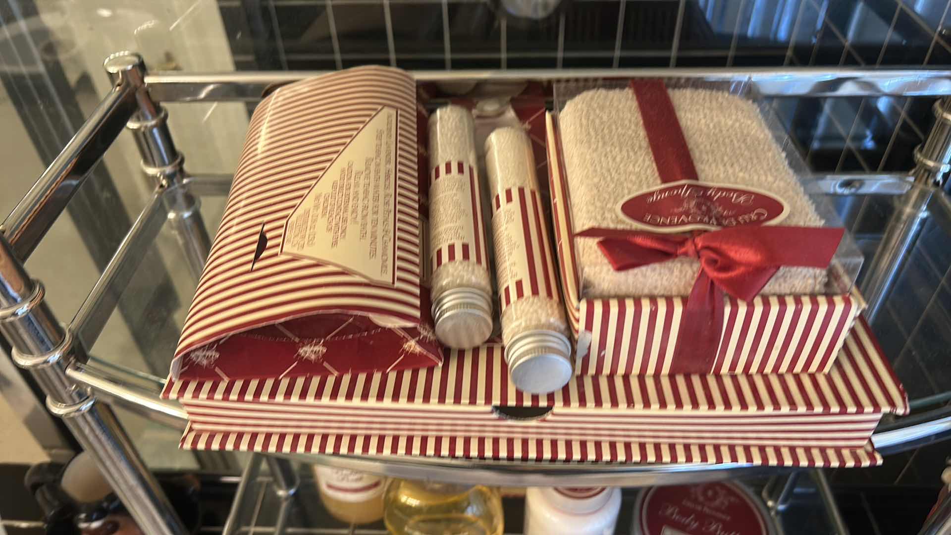 Photo 3 of BATHROOM SHELF 21“ x 9“ x H20 1/2“ WITH BATH SALTS, SHAMPOO, BUBBLE BATH, FOOT SOAK AND MORE