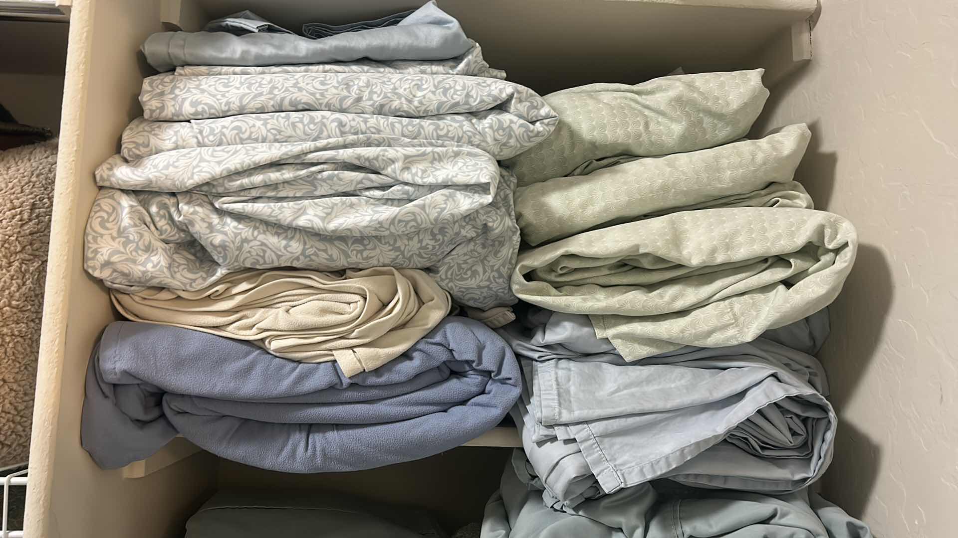 Photo 1 of LINENS ON 5 SHELVES