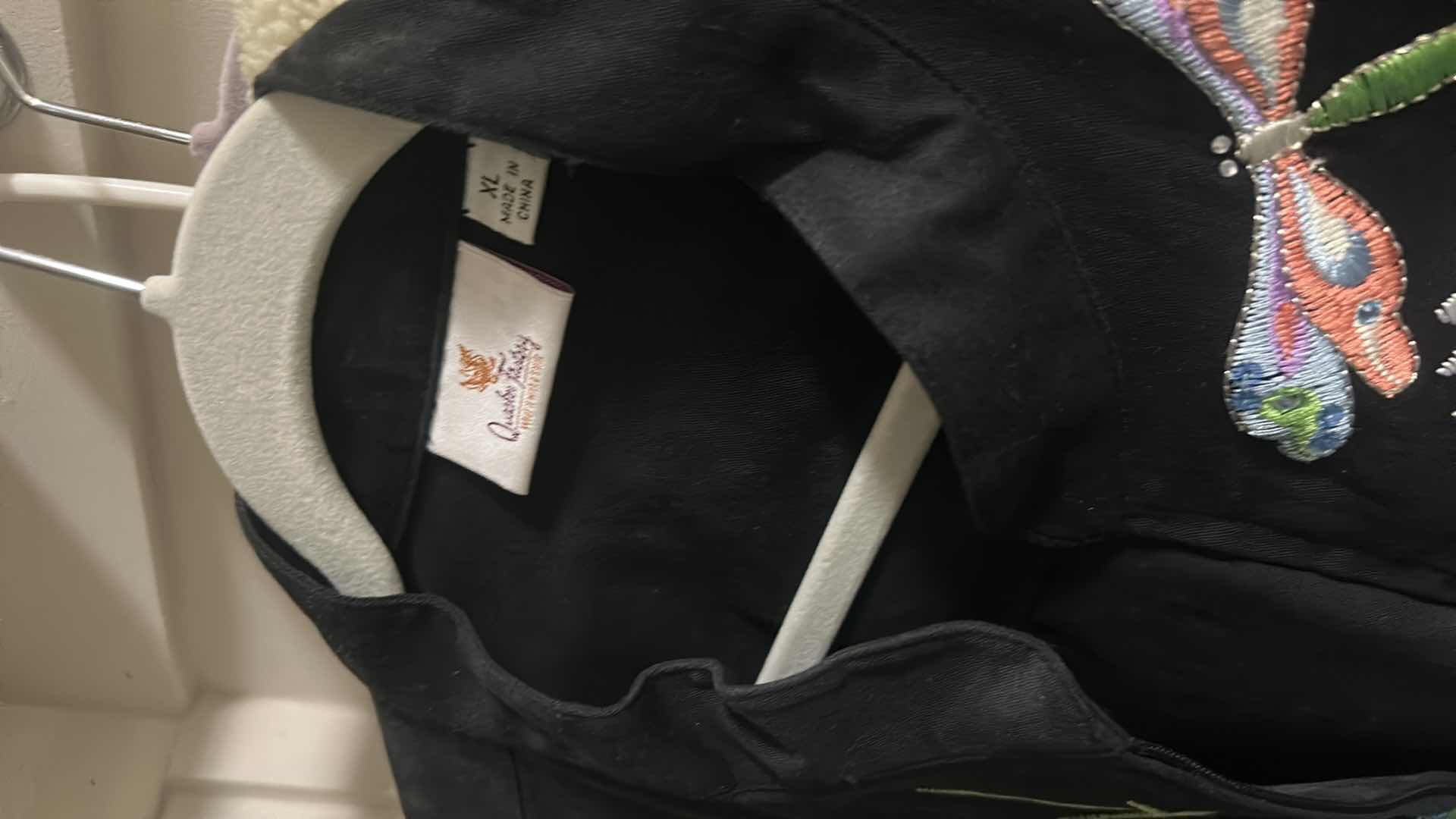 Photo 1 of 6 WOMENS JACKETS (INCLUDING 100% LEATHER) SIZE L XL