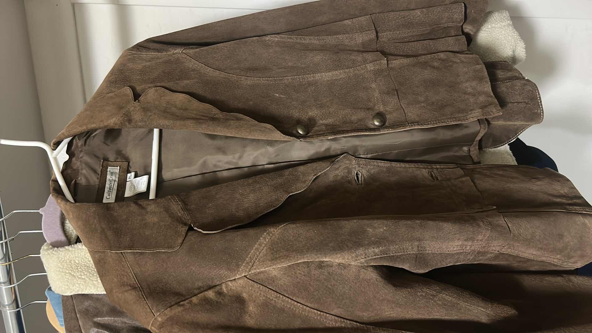 Photo 2 of 6 WOMENS JACKETS (INCLUDING 100% LEATHER) SIZE L XL