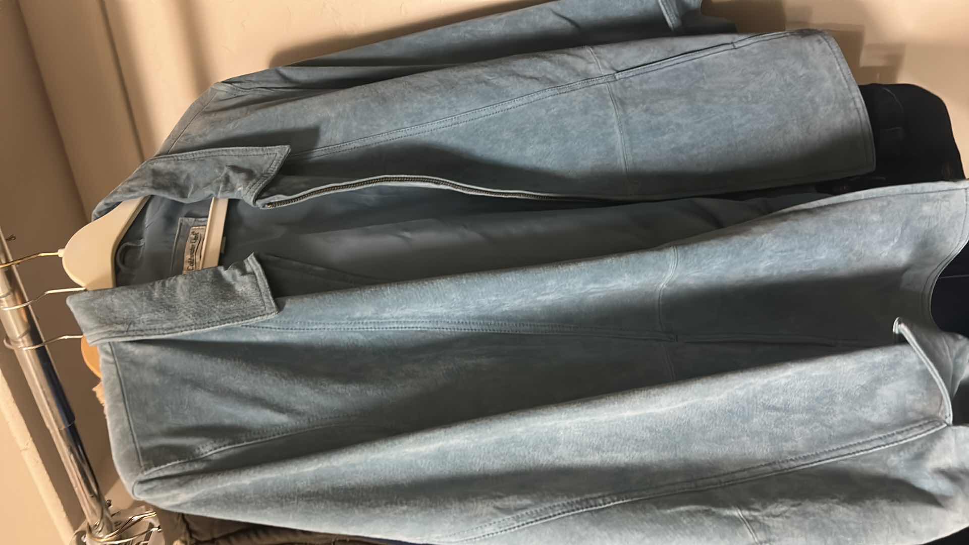 Photo 8 of 6 WOMENS JACKETS (INCLUDING 100% LEATHER) SIZE L XL