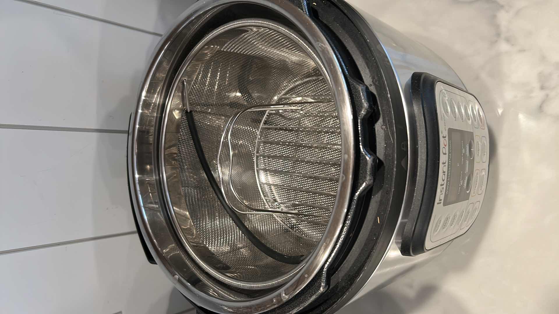 Photo 1 of LARGE INSTA POT