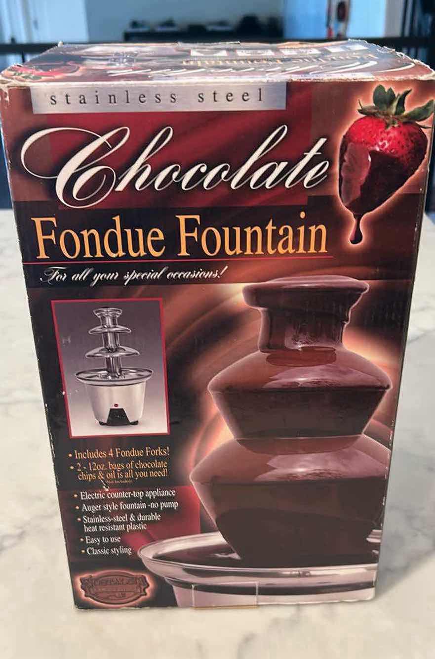 Photo 1 of CHOCOLATE FONDUE FOUNTAIN NIB