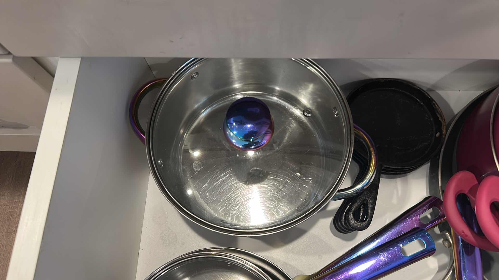 Photo 4 of CONTENTS OF DRAWER POTS PANS