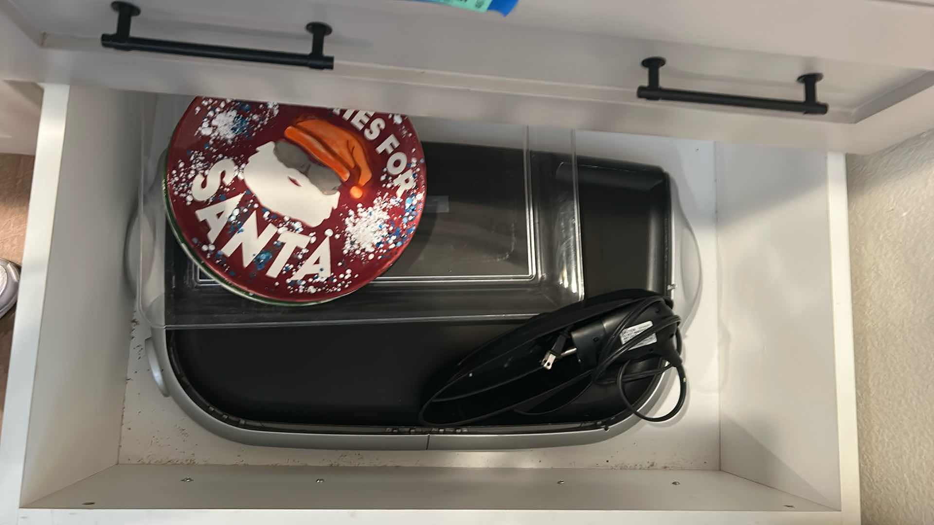 Photo 1 of CONTENTS OF DRAWER SANTA PLATE ELECTRIC GRILL