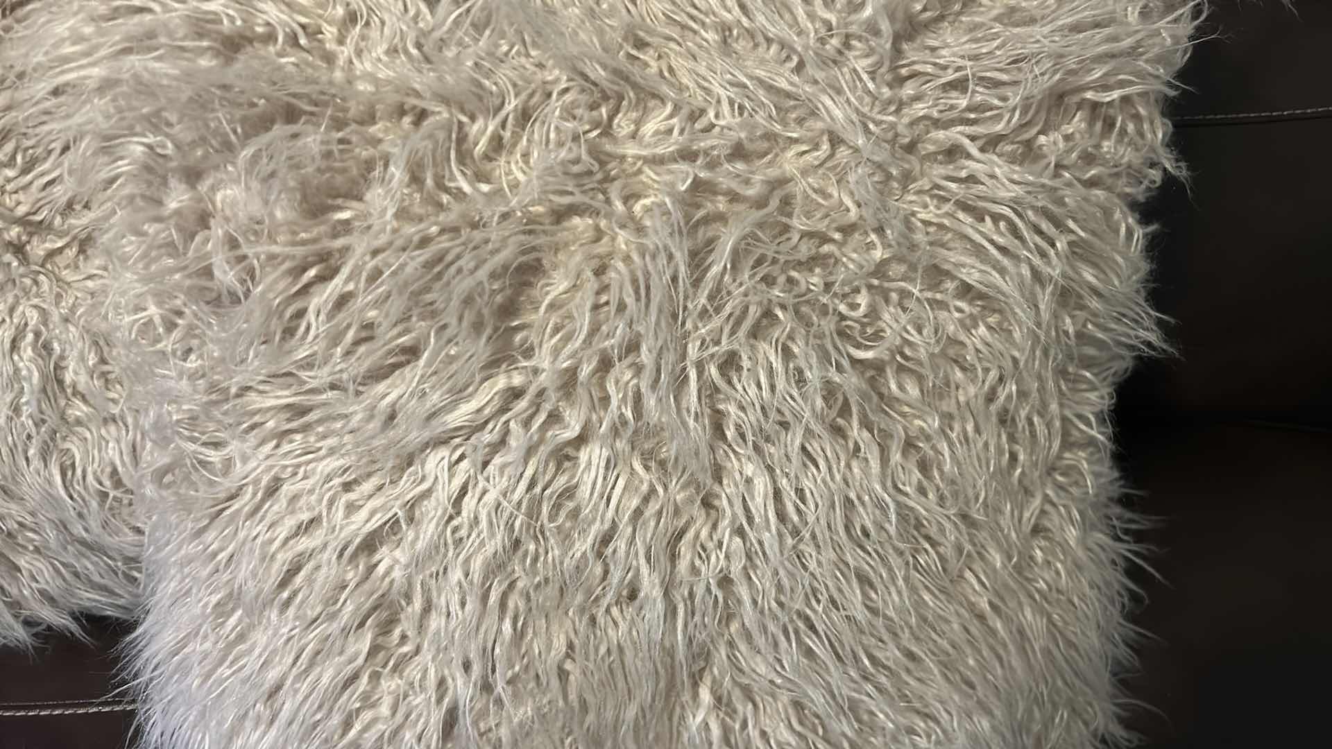 Photo 2 of 2- BEIGE SHAGGY DECORATIVE PILLOWS 20”X 22”