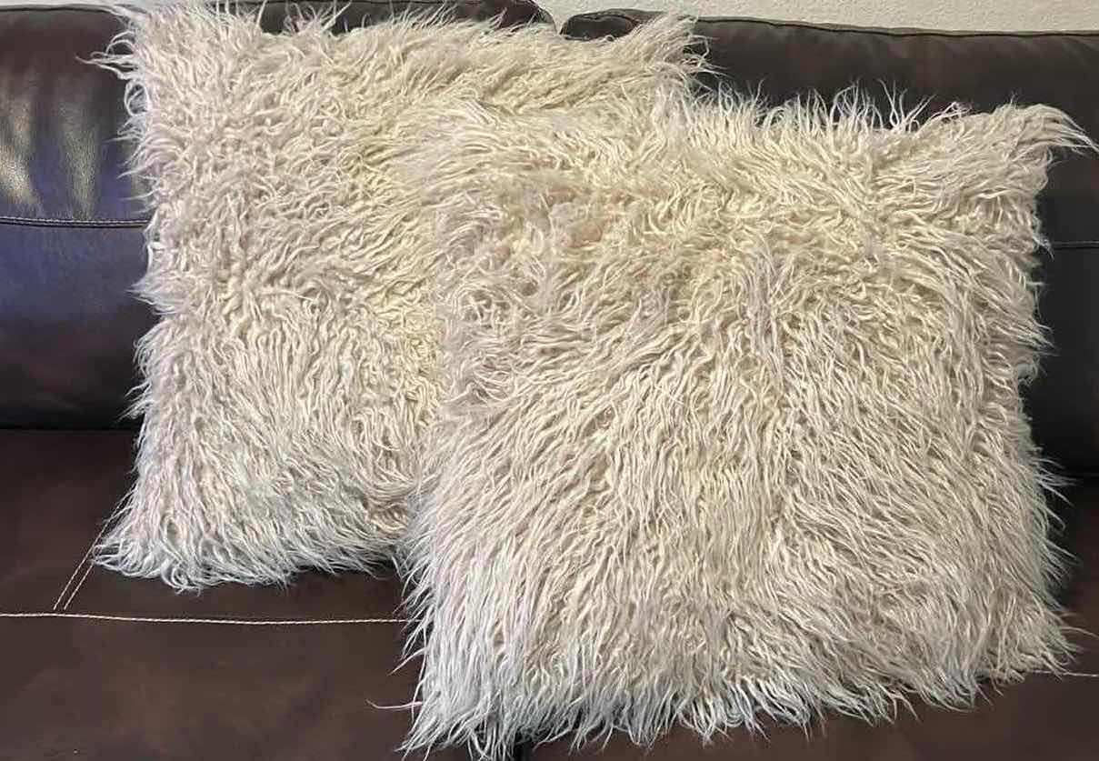 Photo 1 of 2- BEIGE SHAGGY DECORATIVE PILLOWS 20”X 22”