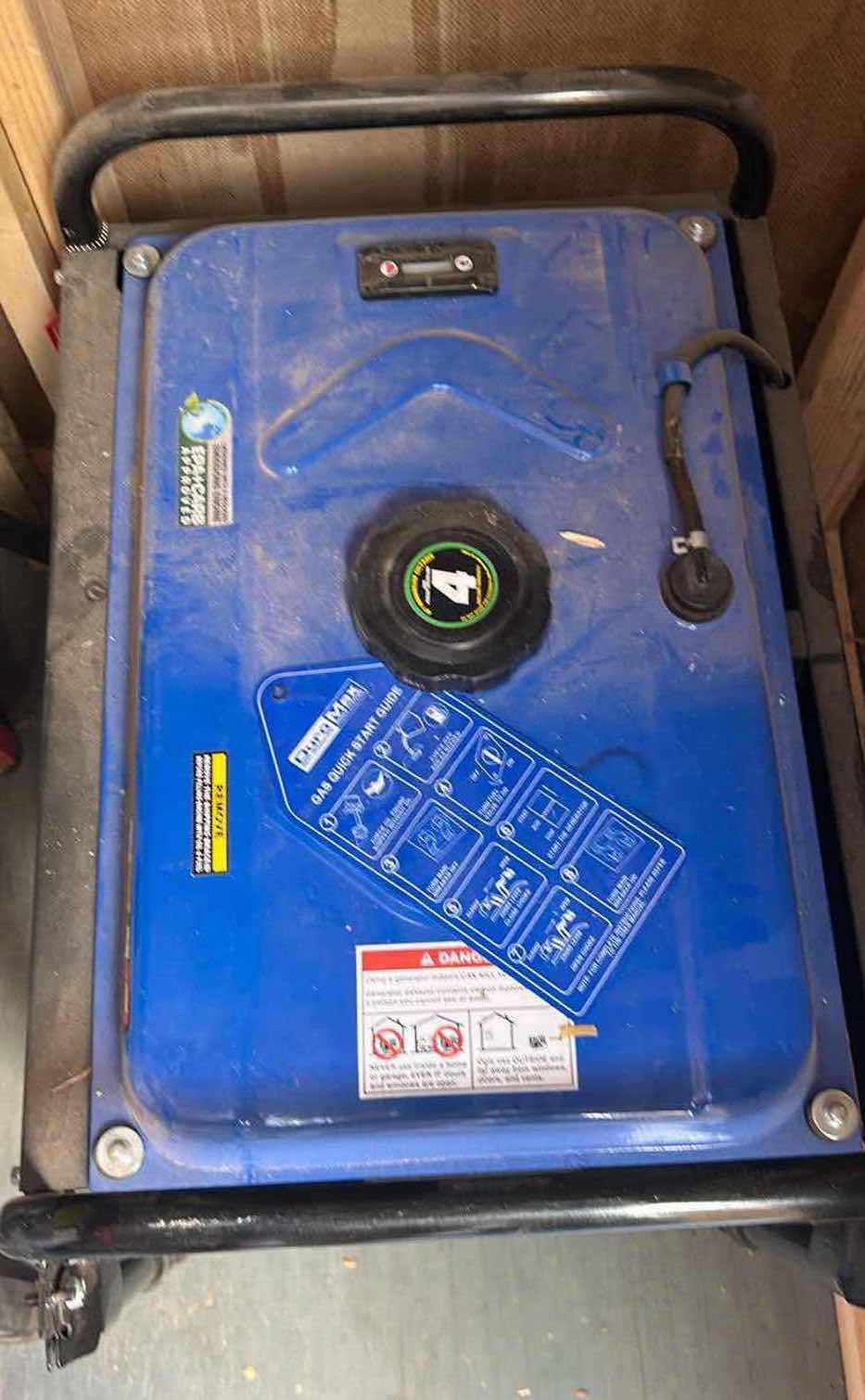 Photo 3 of Duro Max  XP550EH GAS POWERED PORTABLE GENERATOR